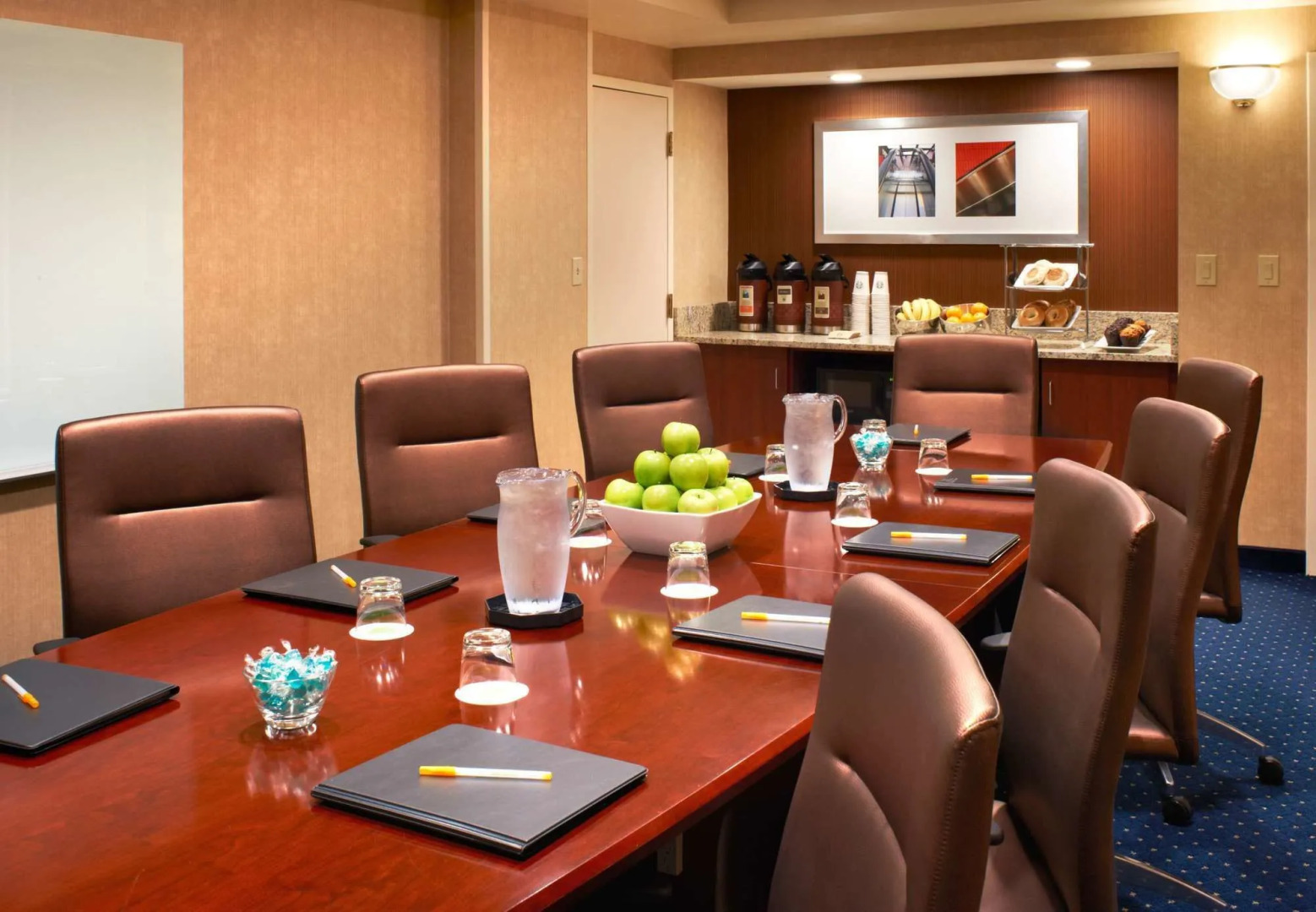 Courtyard by Marriott Cincinnati-Covington