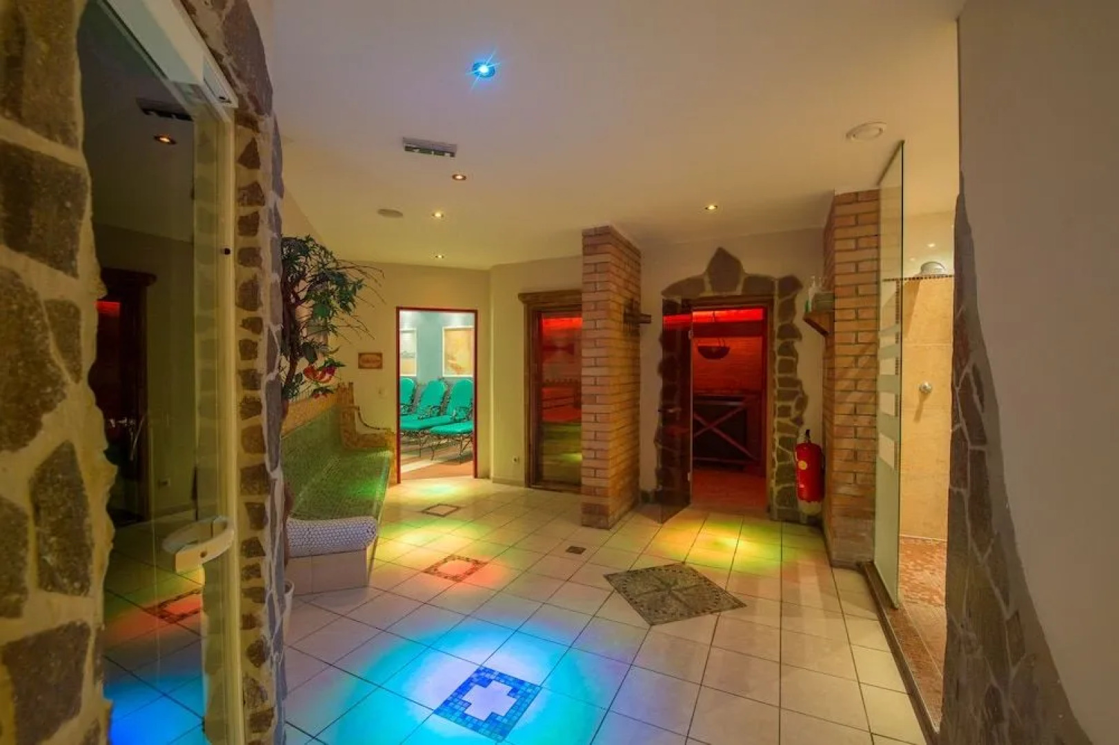 Schlossl Hotel Kindl