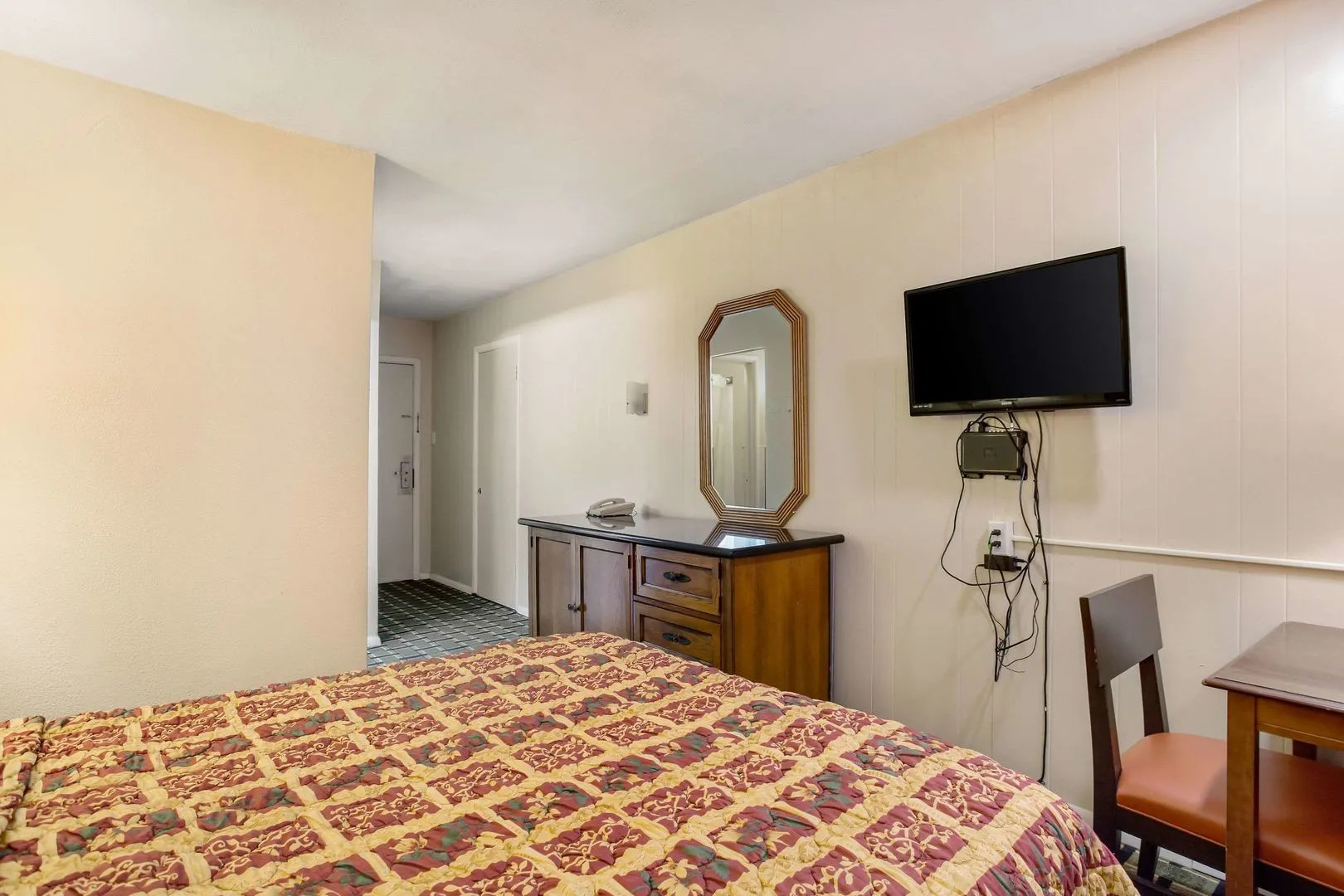 Rodeway Inn & Suites Raton