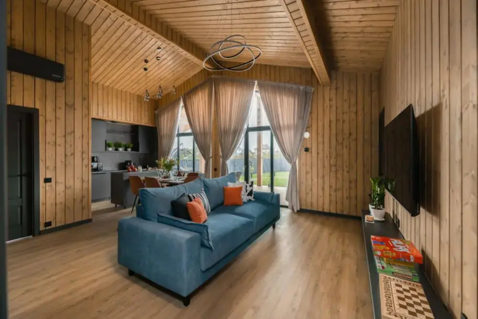 Дом в Сорочанах №1 Клен