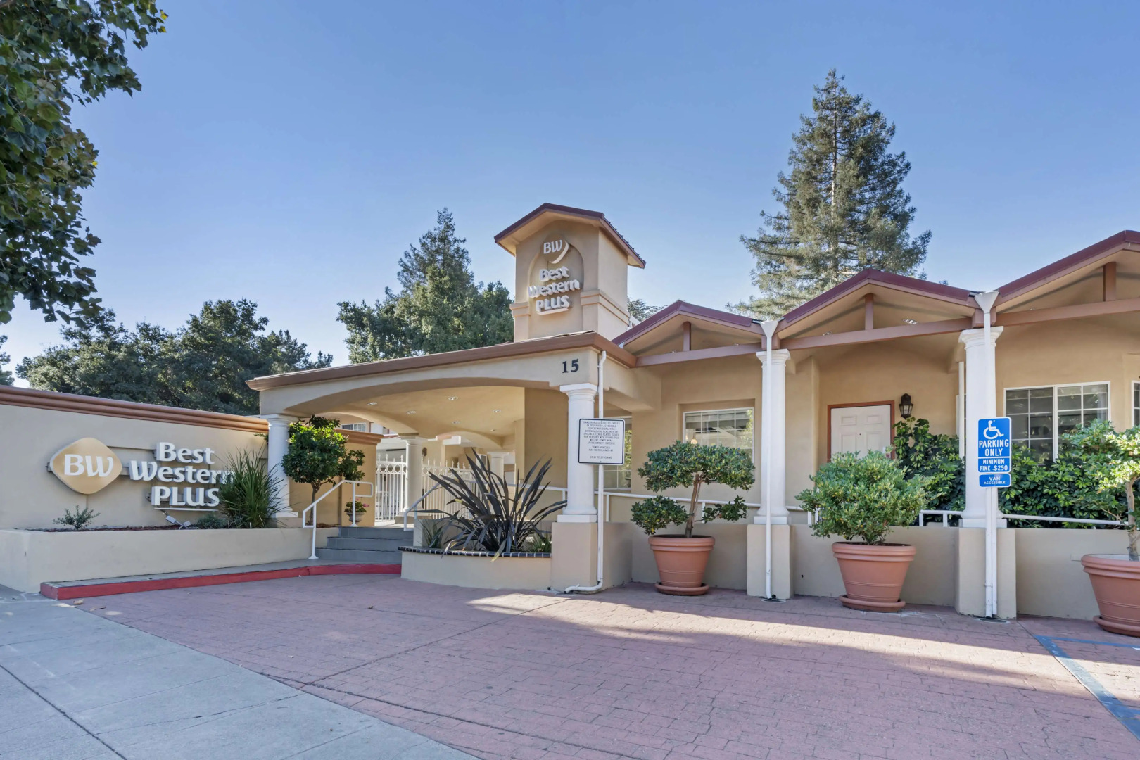 Best Western Plus Riviera