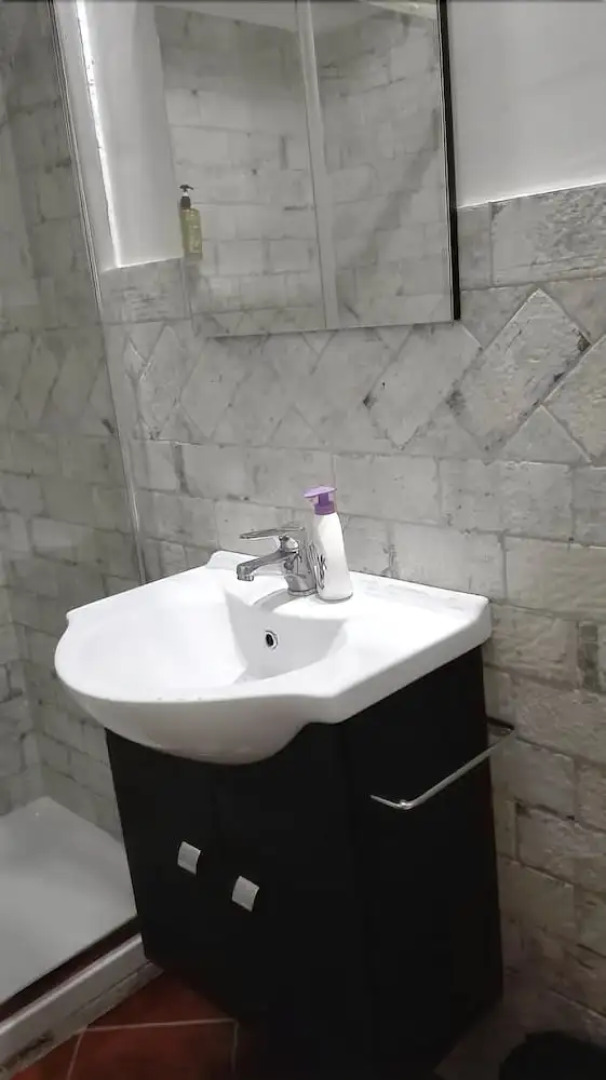 Casetta di vicolo corto