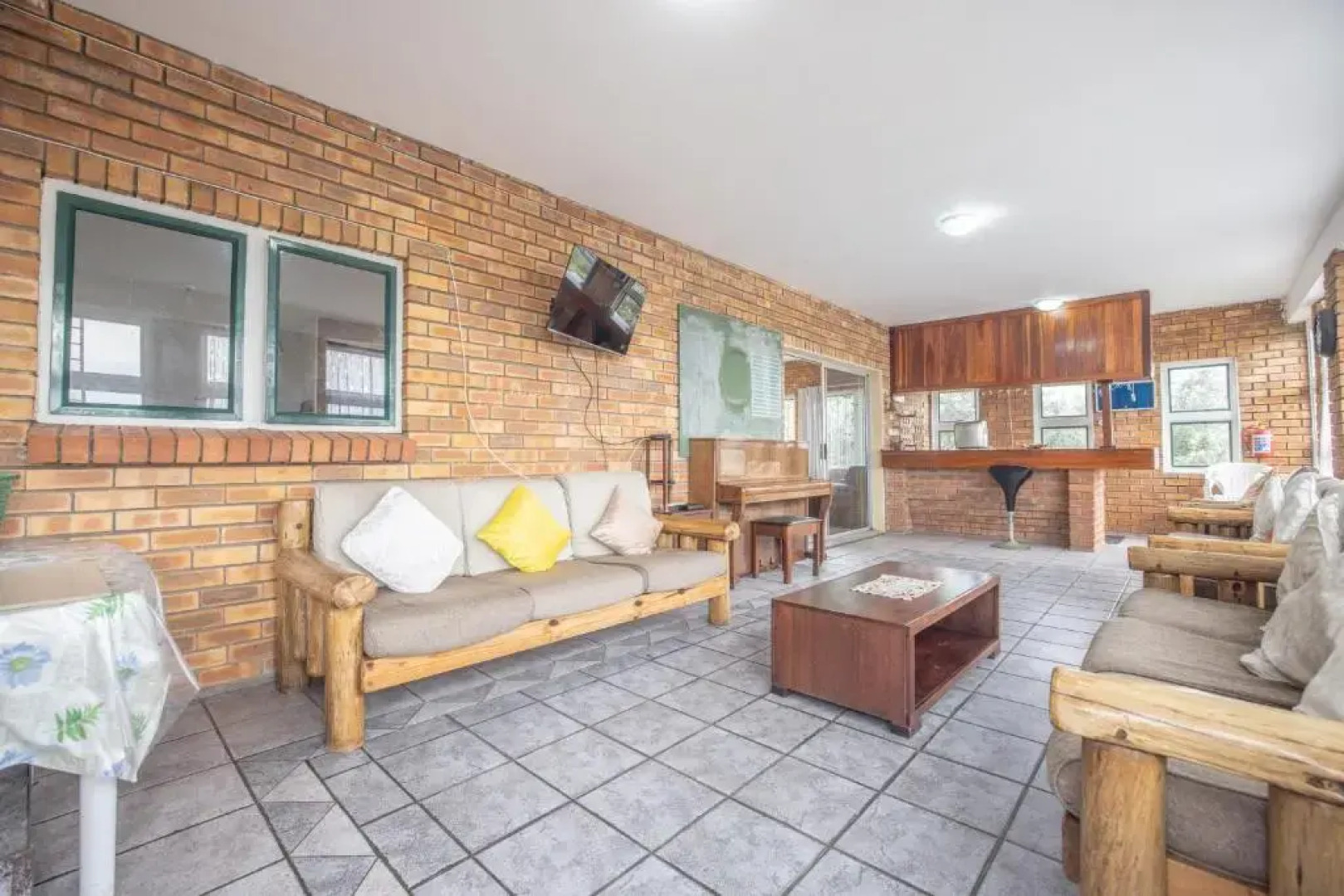 Mgwalana River Lodge