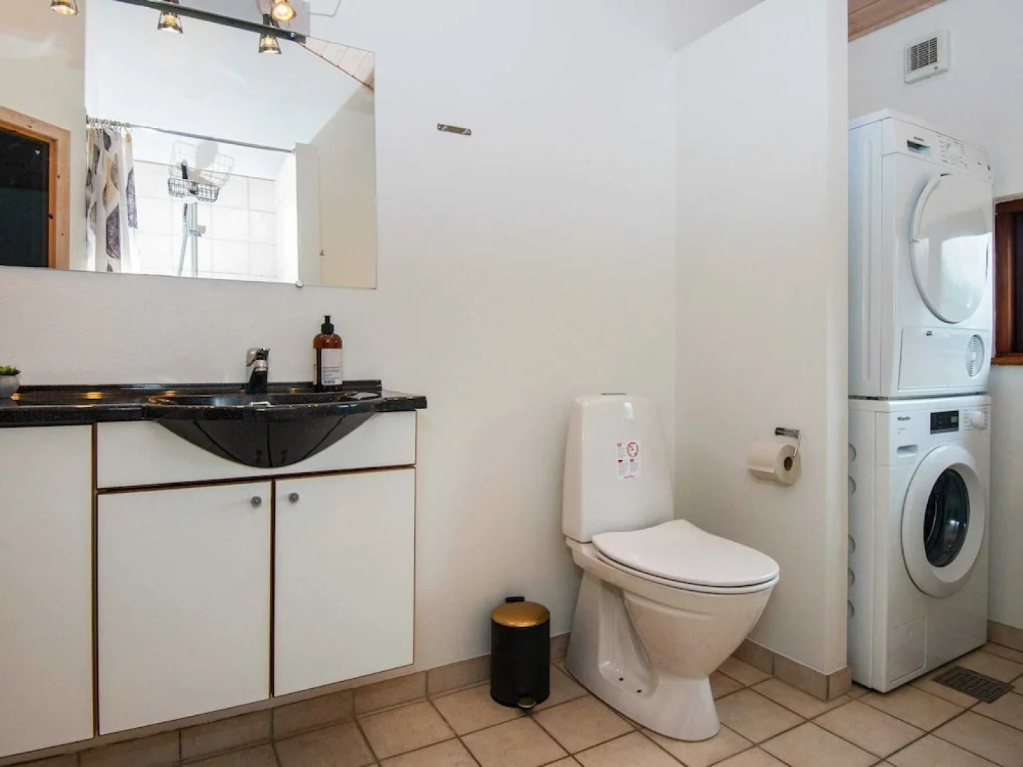 6 Person Holiday Home in Ulfborg