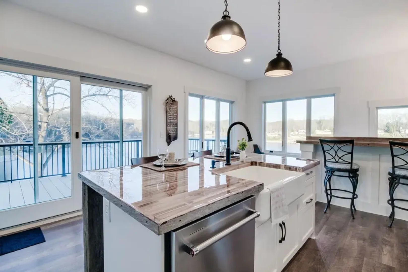 Goodview Lake House w/ Boat Dock, Kayaks & Views!