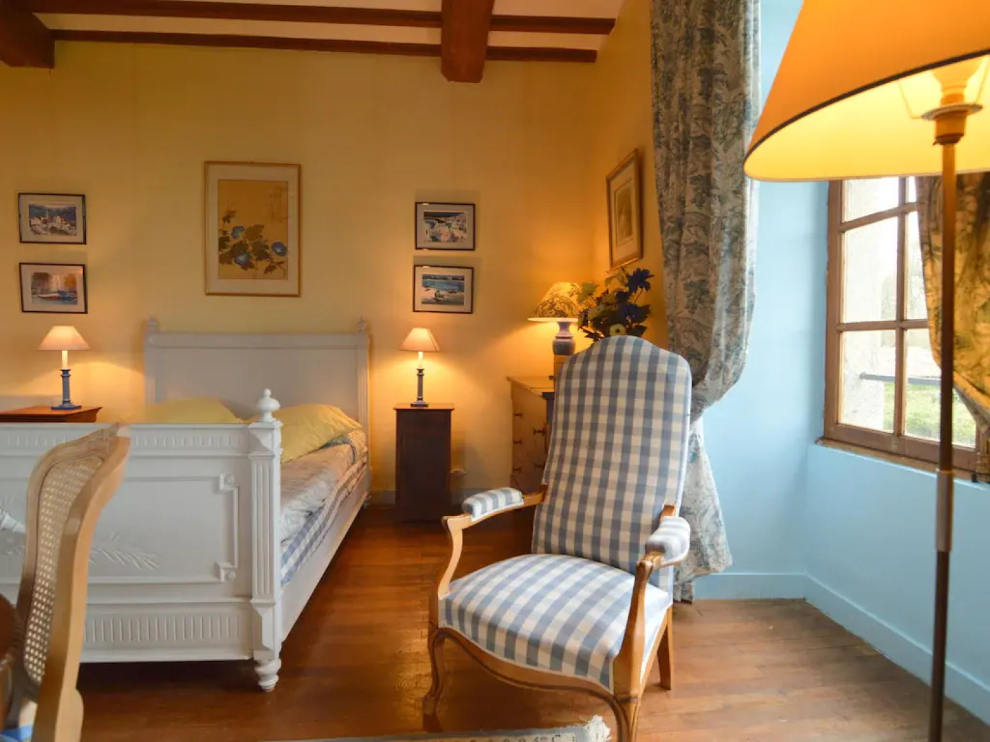 Gorgeous Mansion with Pool in Saint-Paul-du-Bois