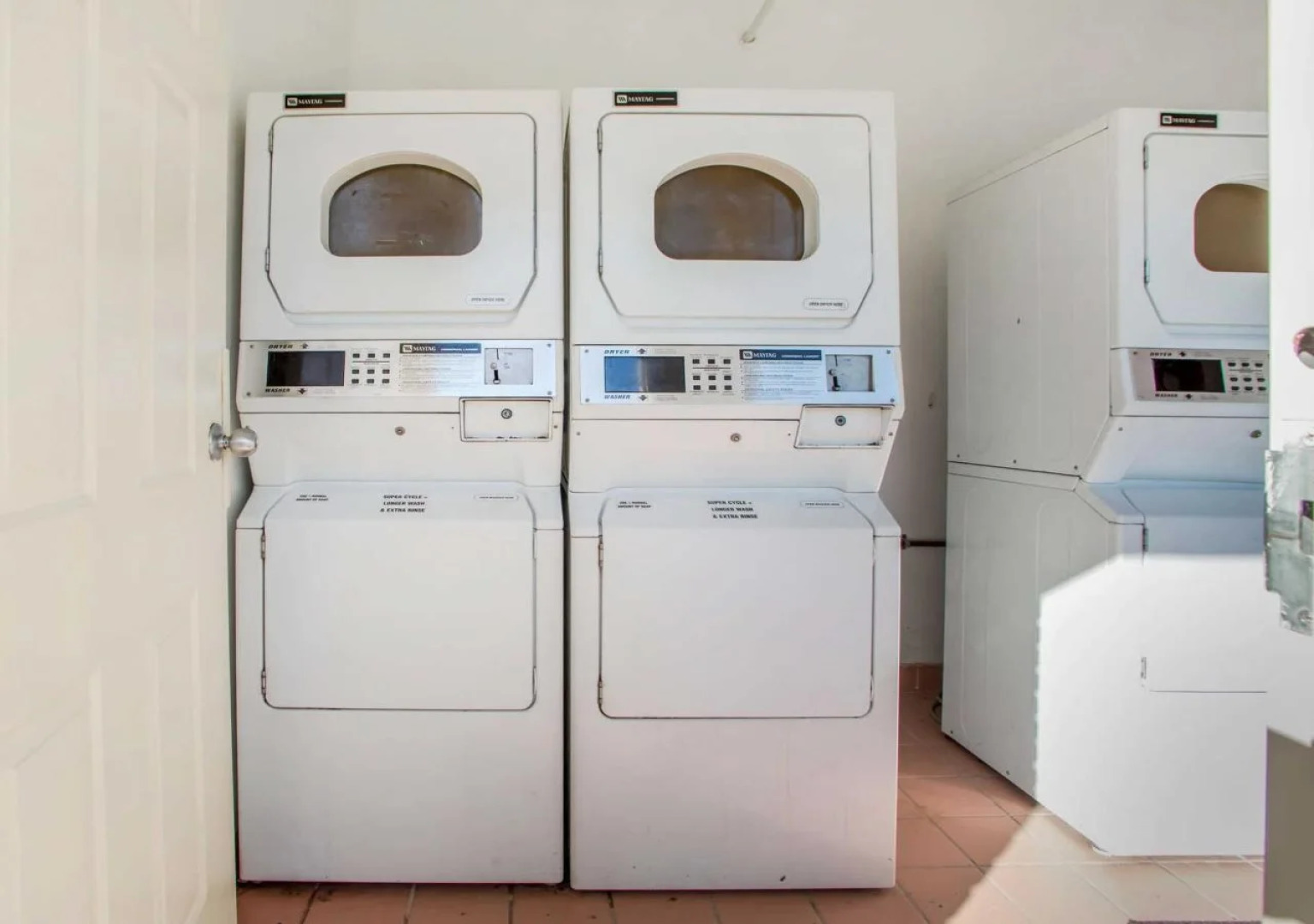 HomeTowne Studios By Red Roof Egg Harbor–Atlantic City Airport