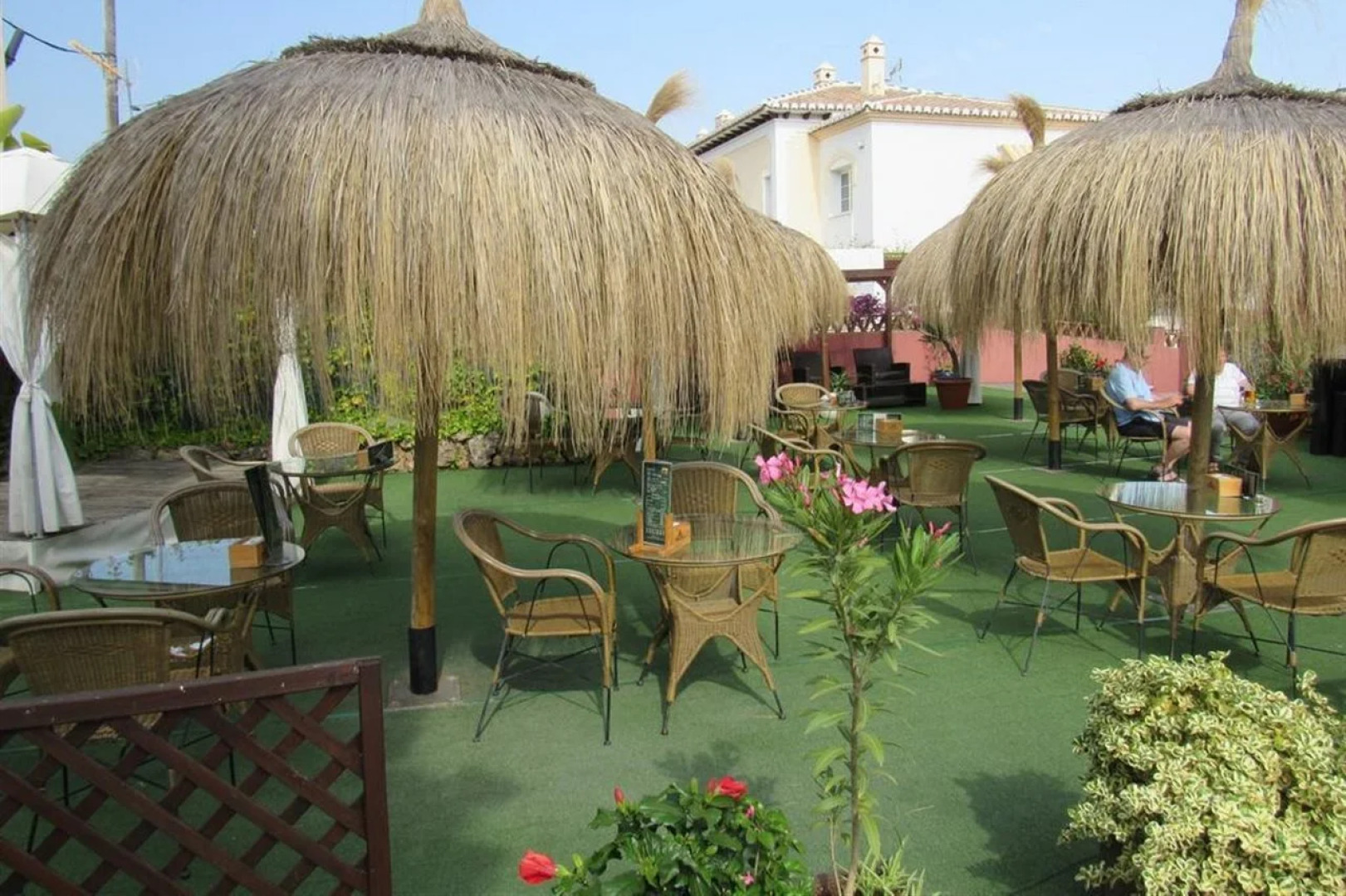 Отель Los Arcos