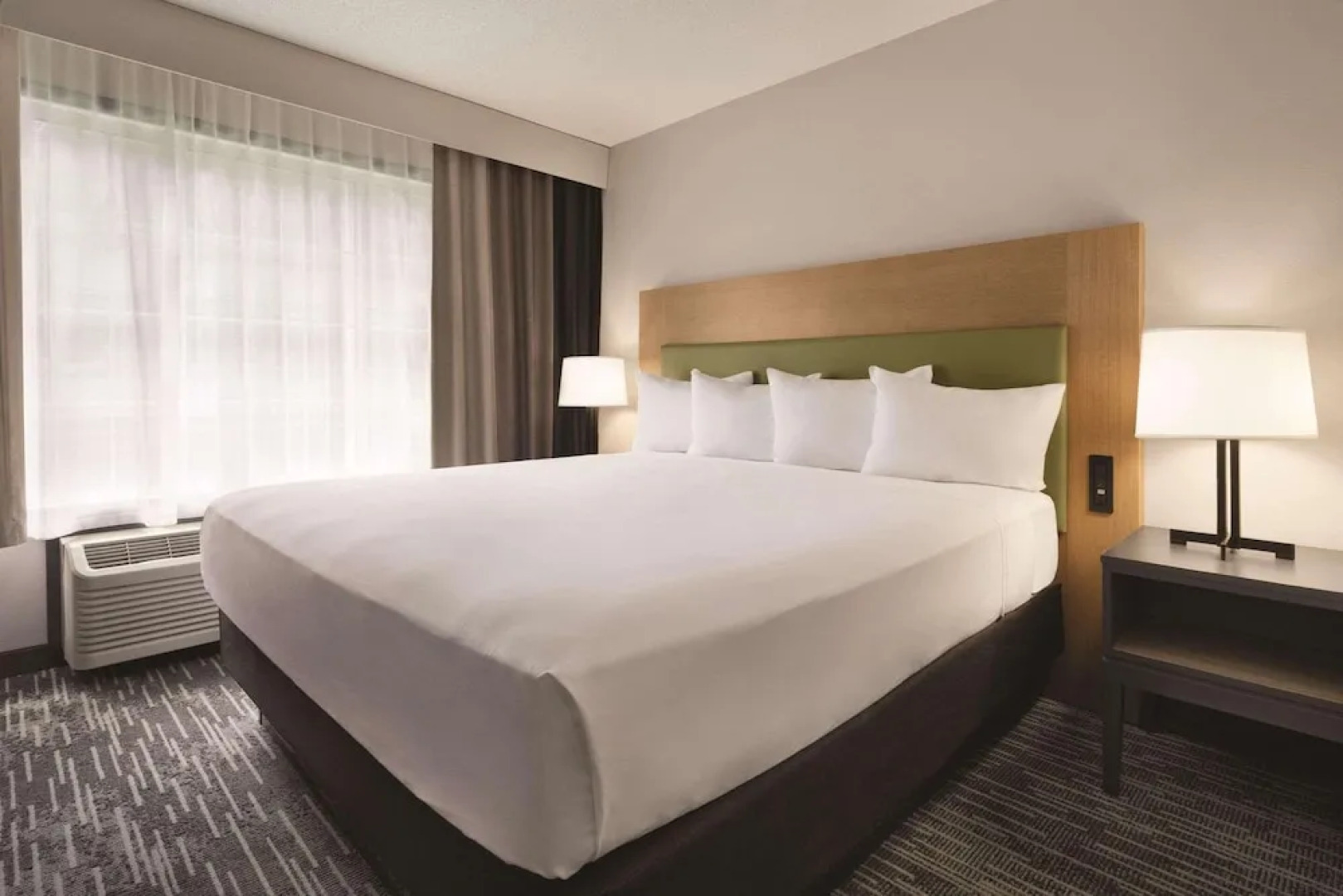 Country Inn and Suites by Carlson, Detroit Lakes, MN