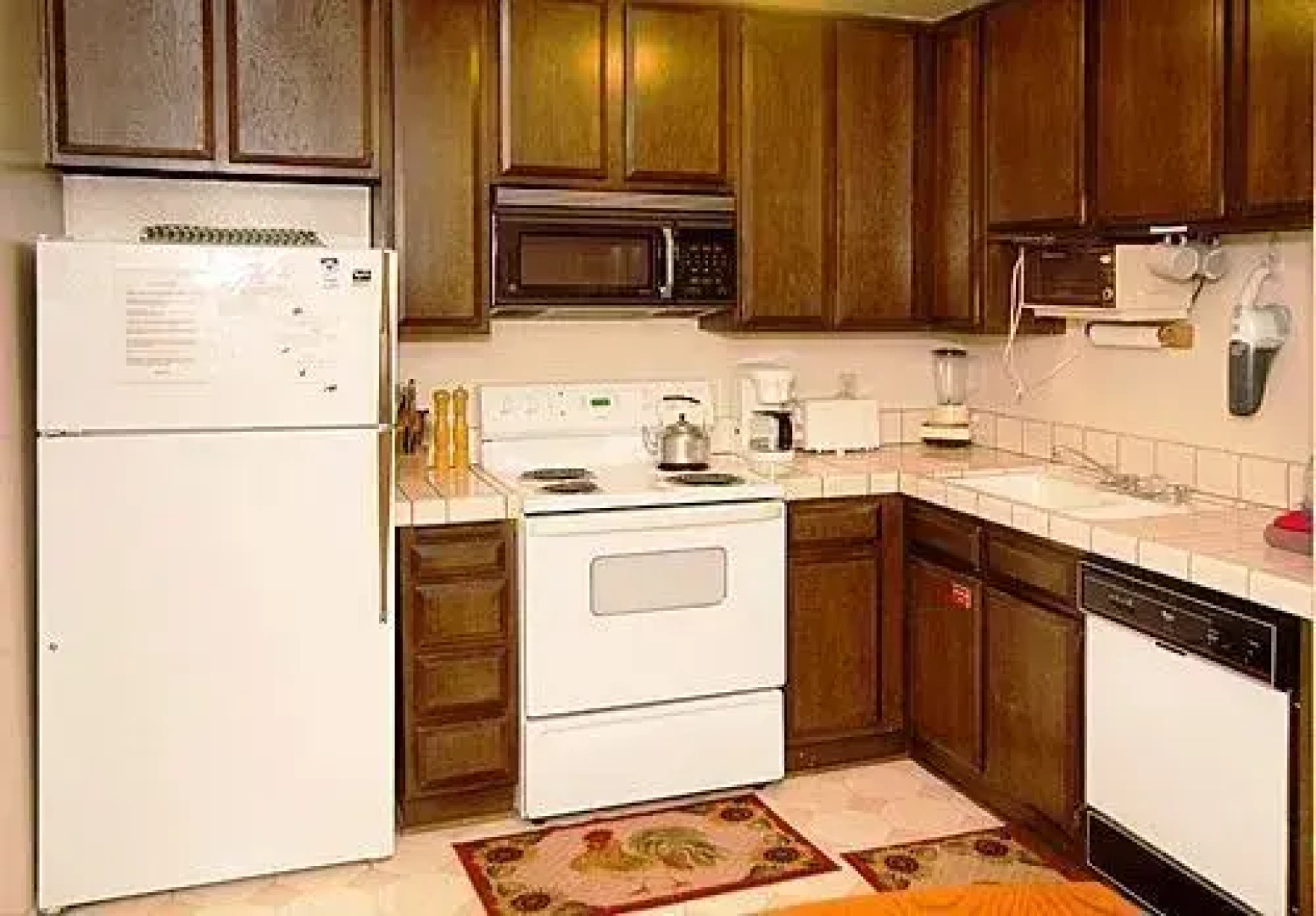 Sherwin Villas by Mammoth Res Bureau