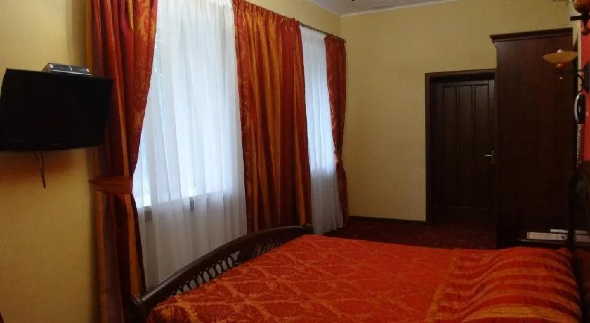 Гостиница Статус