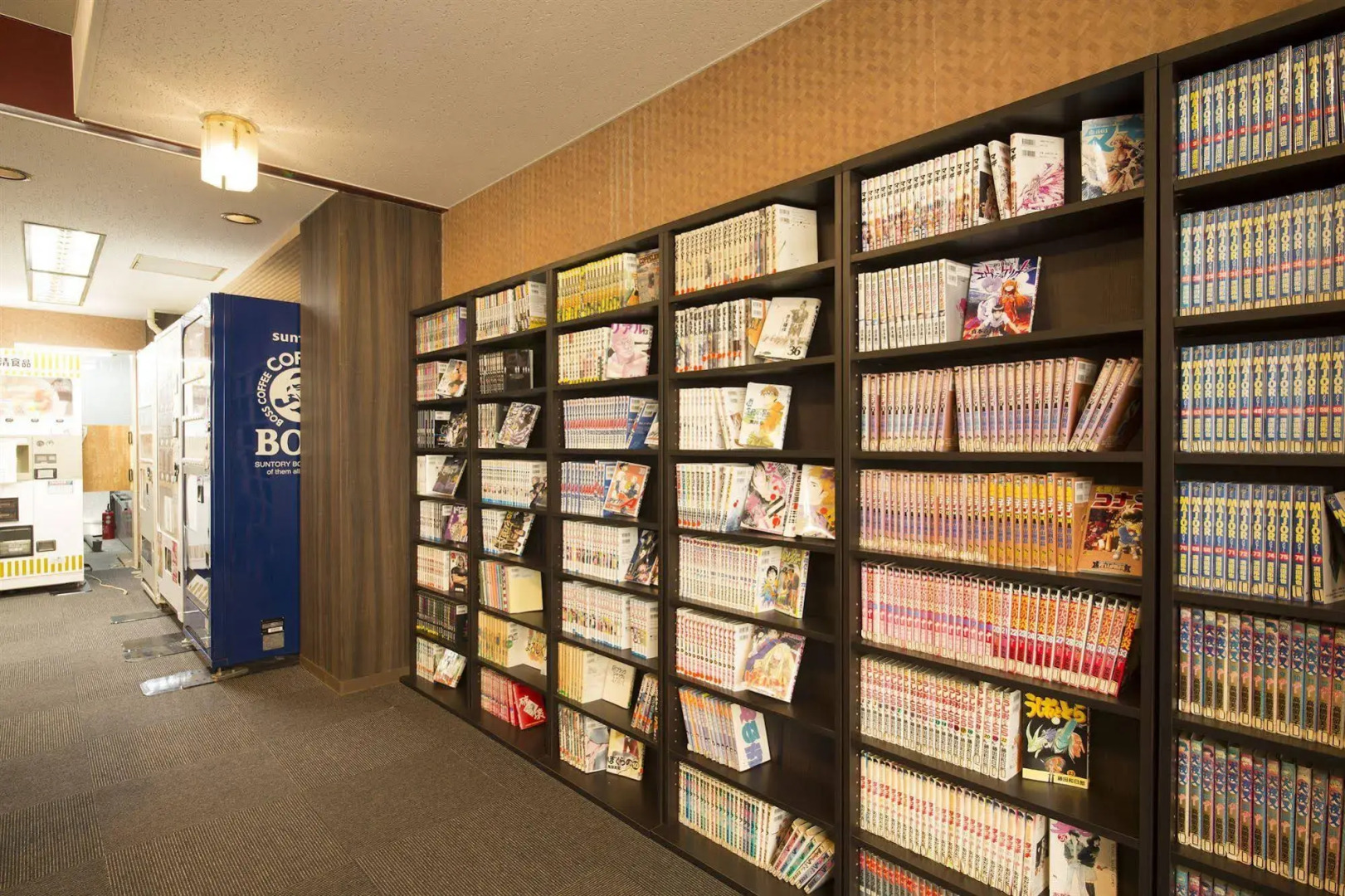 Capsule Hotel The Inn