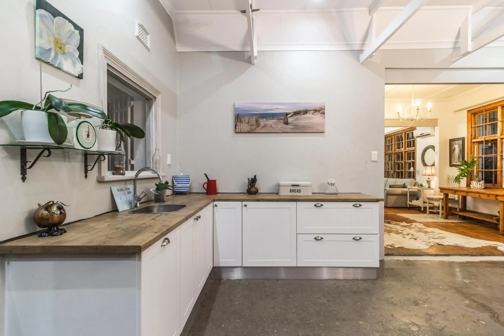 A Whale's Tale Beach House