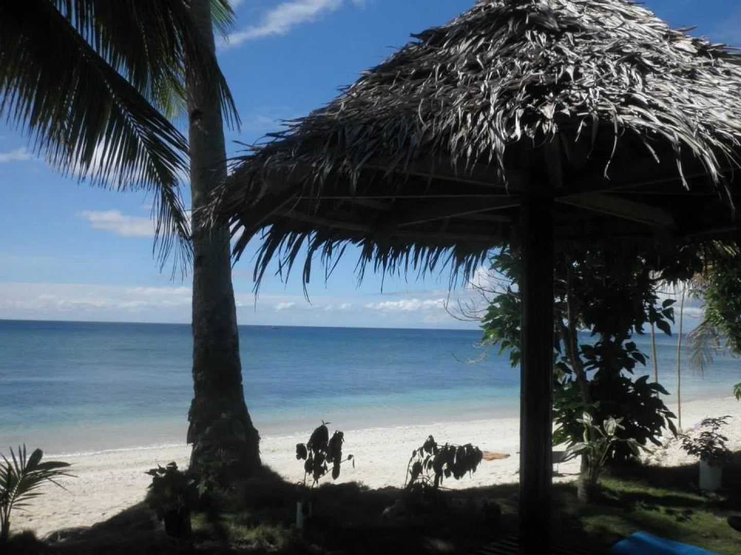 White Beach Dive & Kite Resort Carabao