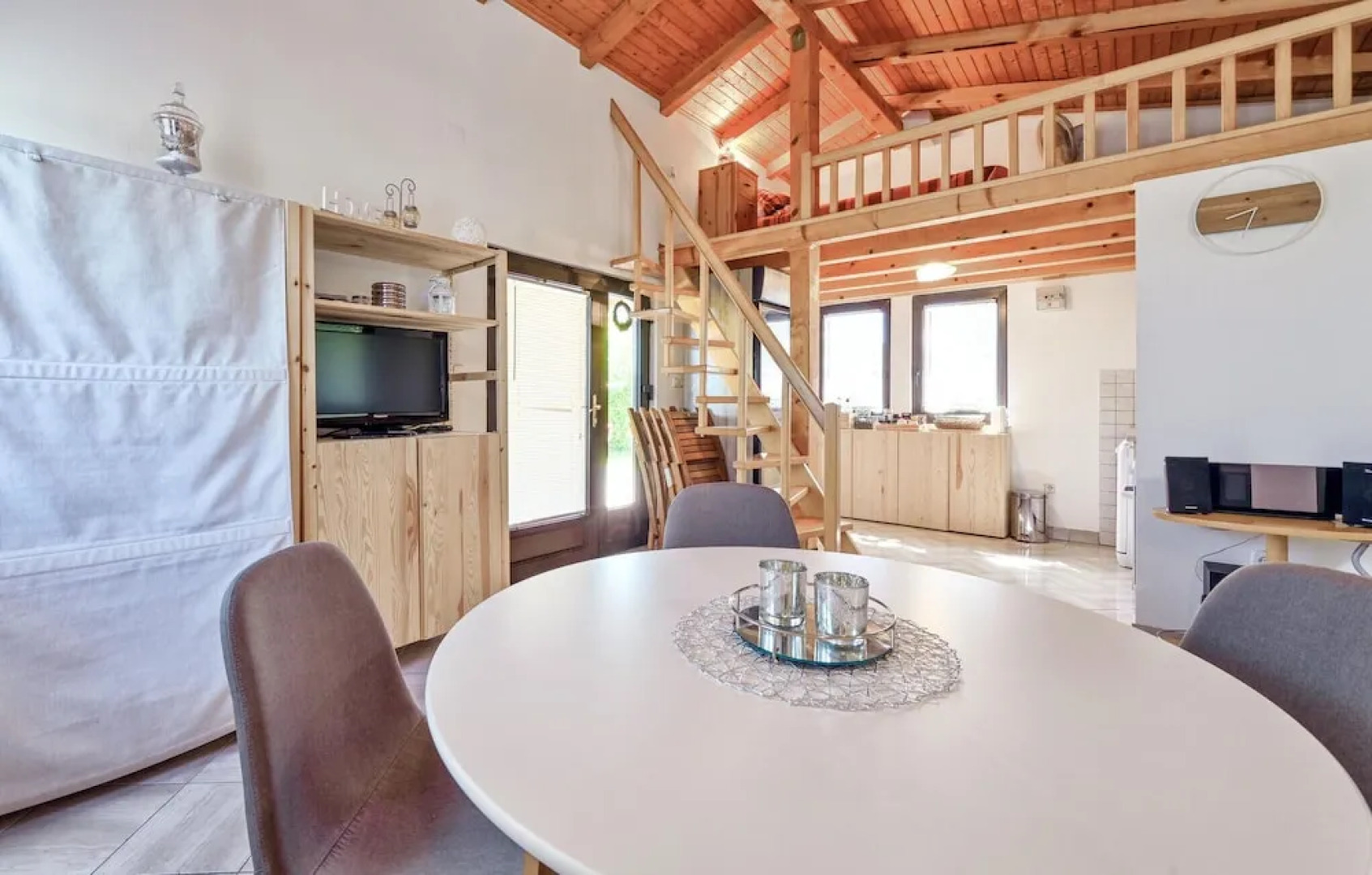 Amazing Home in Galovic Selo With 1 Bedrooms and Jacuzzi