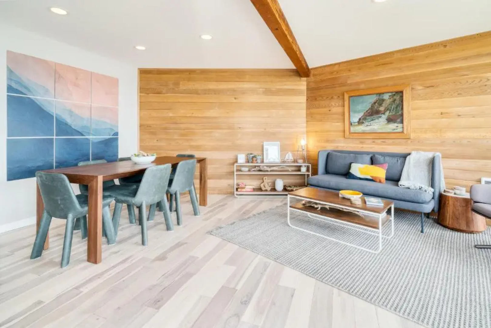 Sunset Cove by Avantstay Beachfront w/ Balcony!