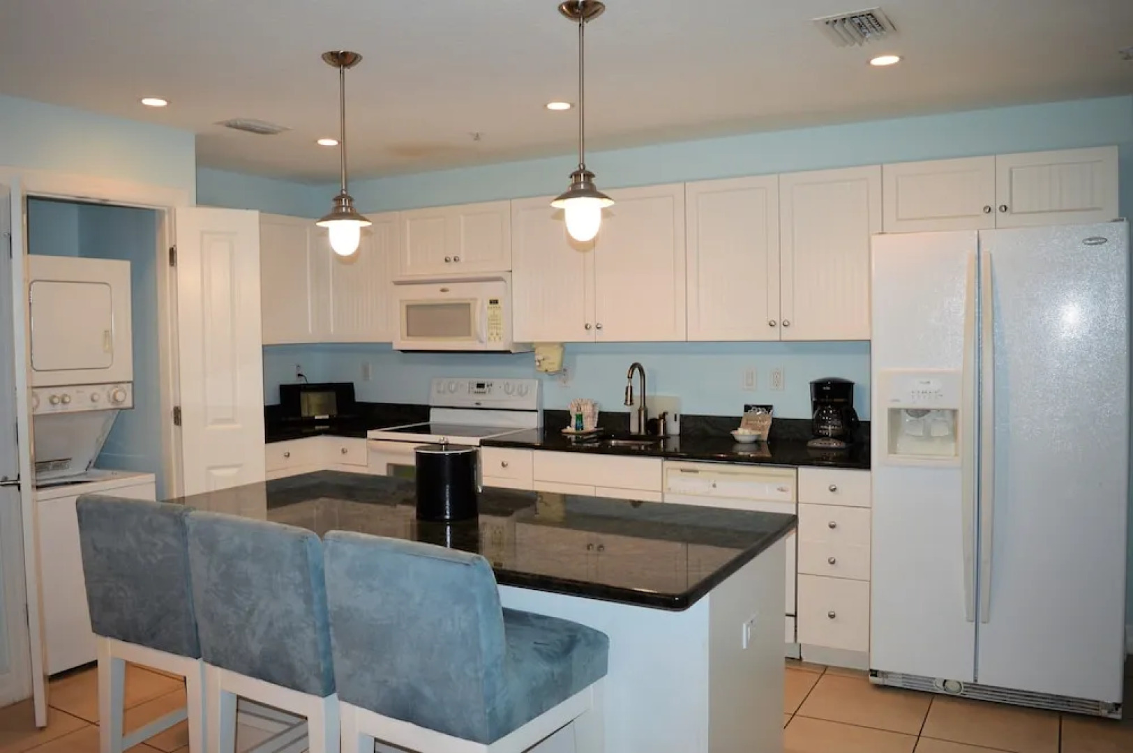 Harborside Suites at Little Harbor