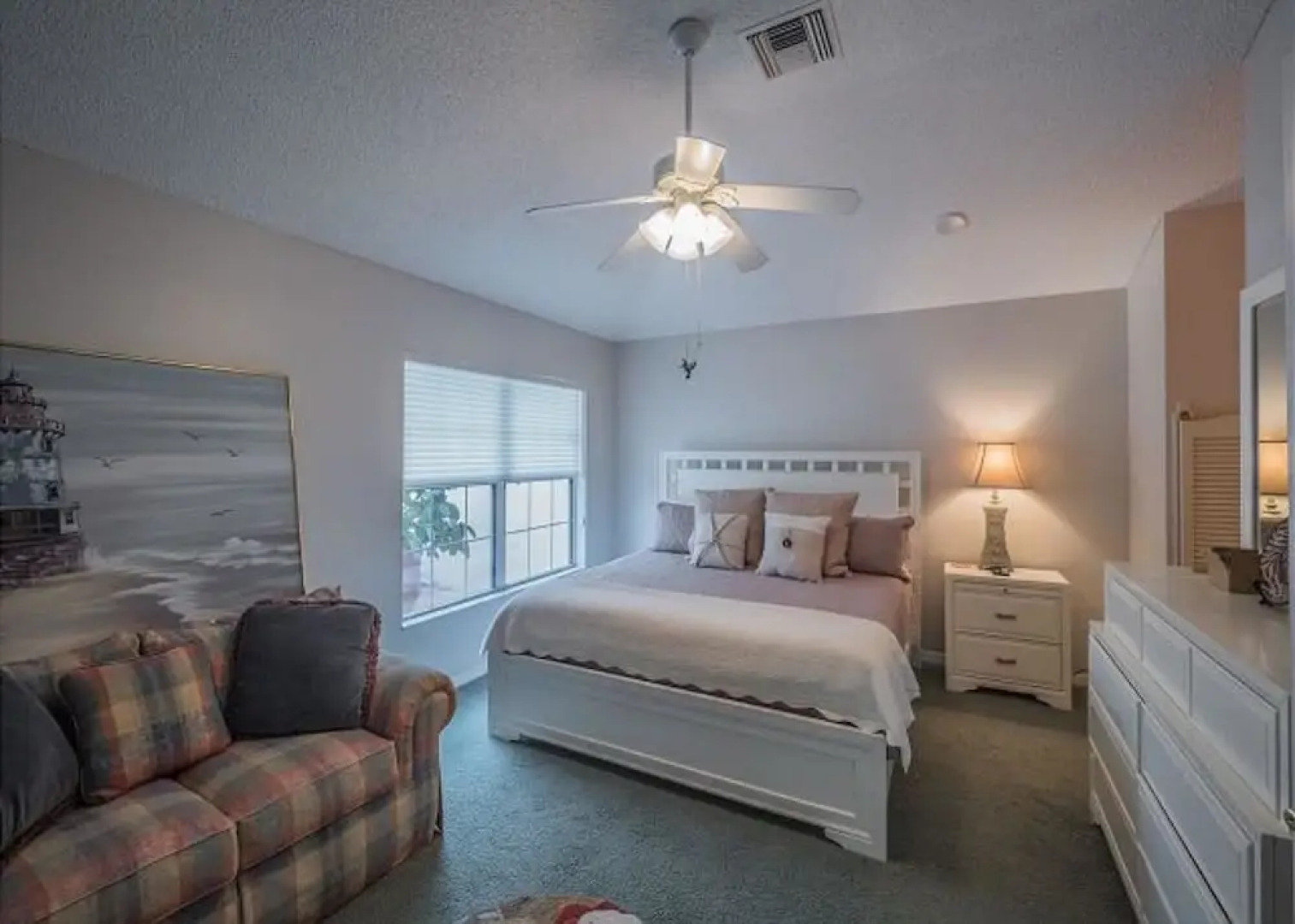 Santa Anna 901 by White Pelican VR