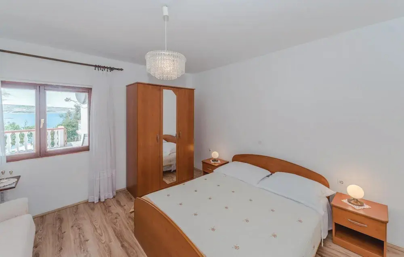 Nice Home in Kustici With Wifi and 3 Bedrooms