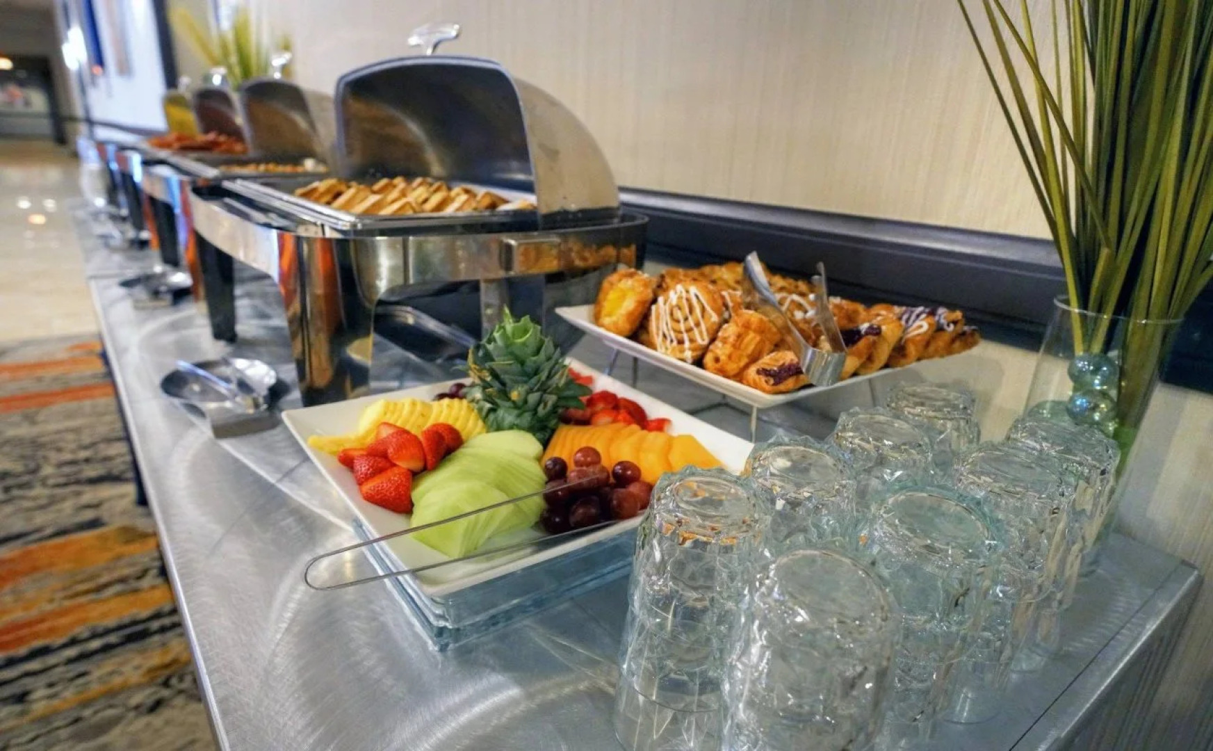 Renaissance Chicago Glenview Suites Hotel