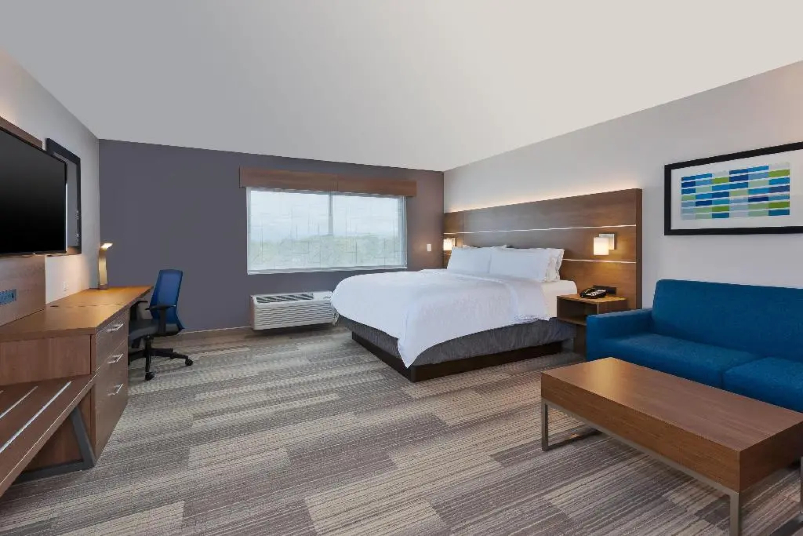 Holiday Inn Express & Suites Eau Claire West I-94 by IHG