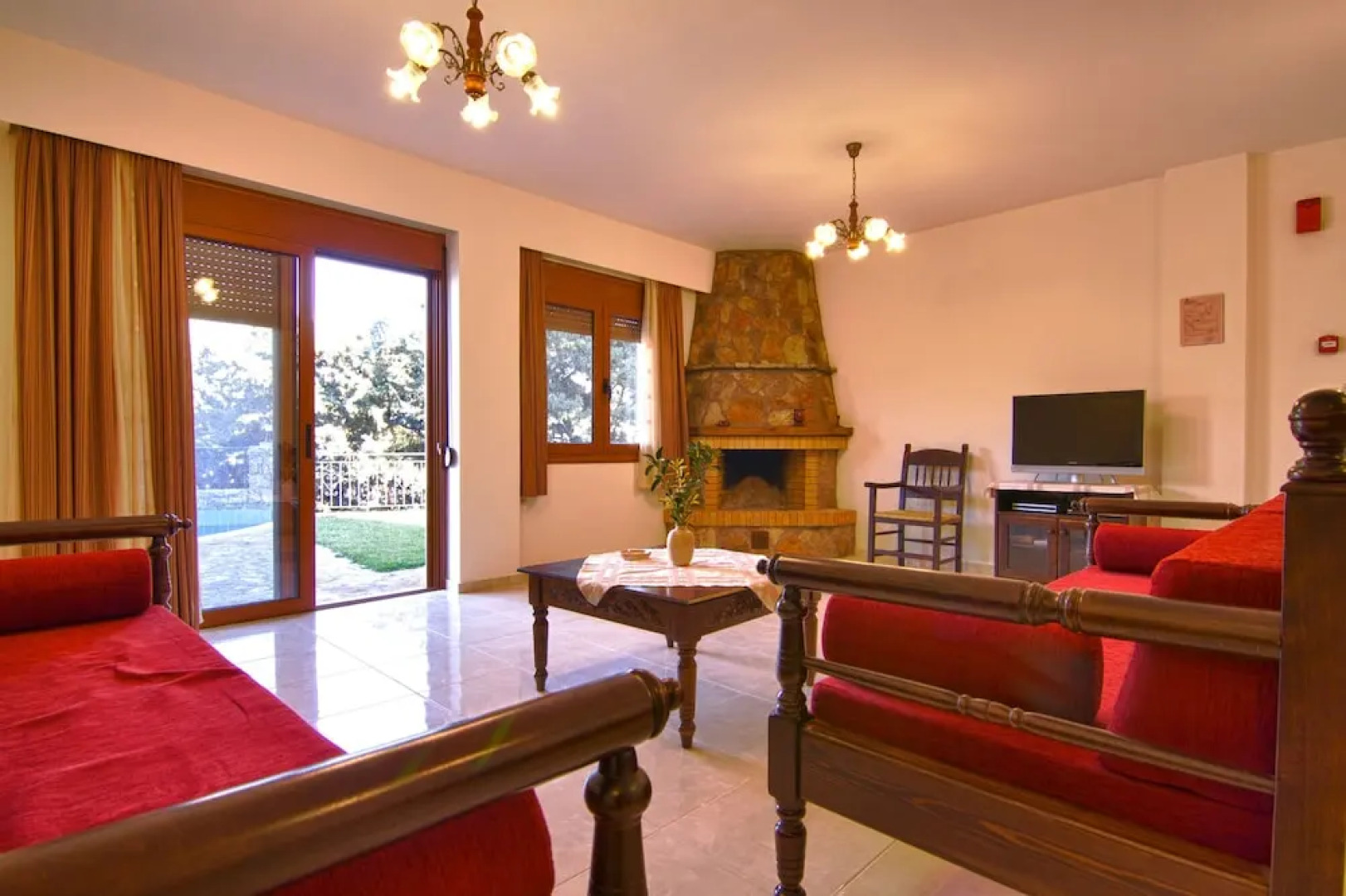 Petrochori Apart-Hotel