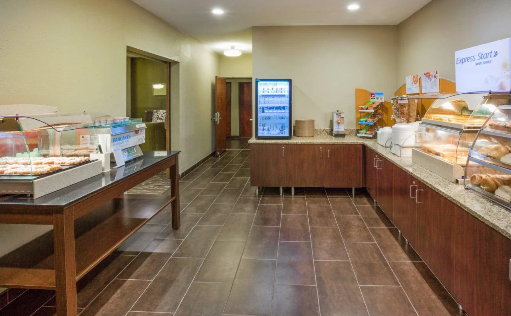 Holiday Inn Express Hotel & Suites St. Paul-Woodbury by IHG