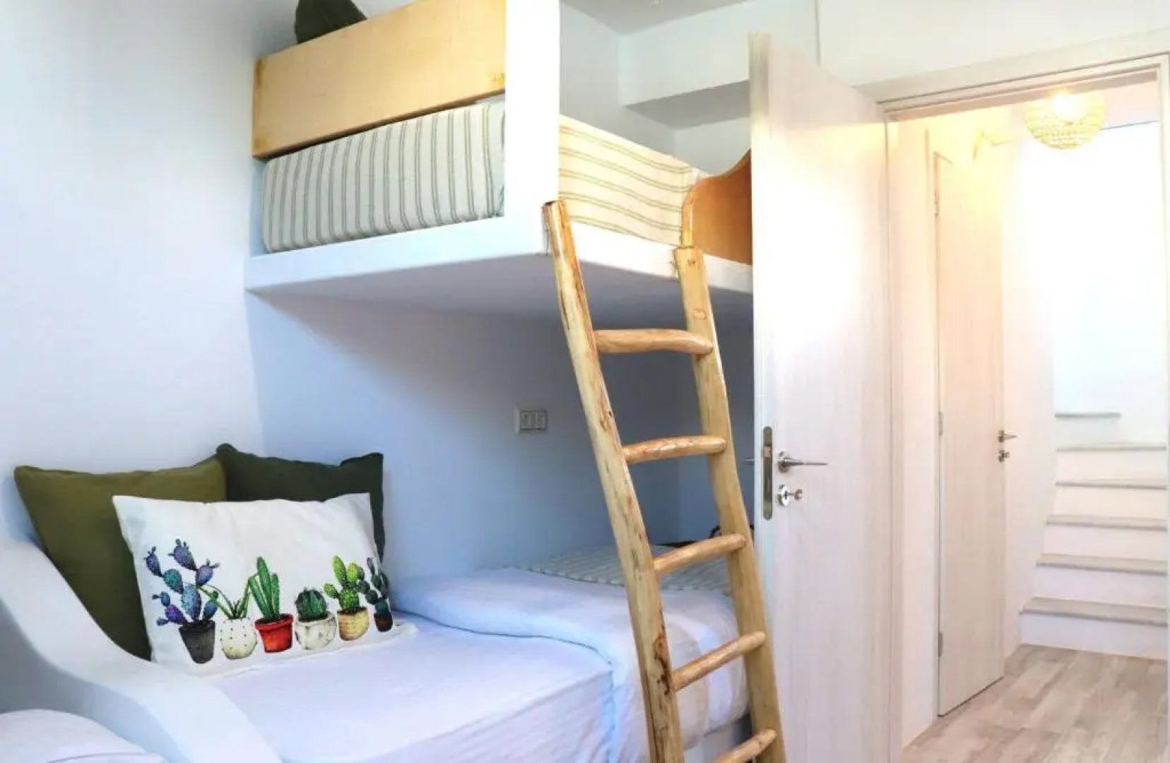 The Nine Graces - Agios Prokopios Beach Villas with Private Swimming Pools