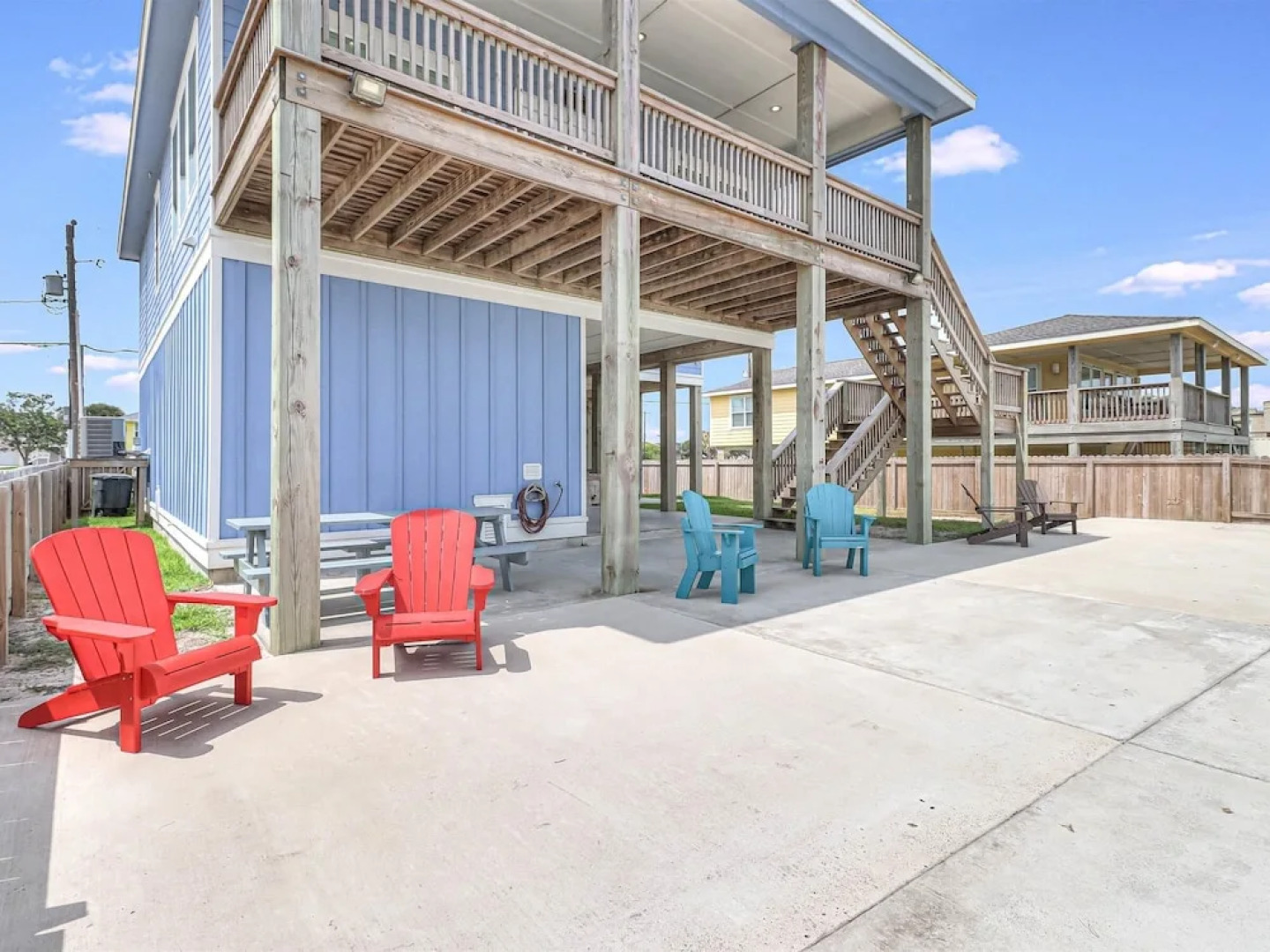 Copano Hooked 4 Bedroom Home by RedAwning