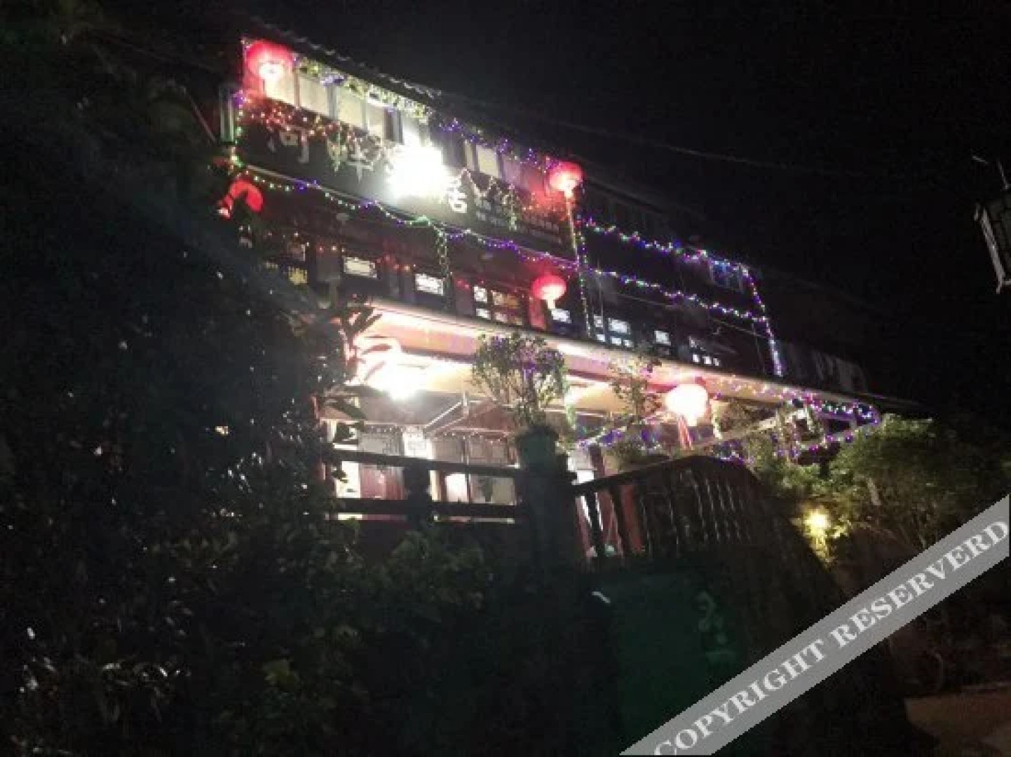 Ya'an Shangli River Inn