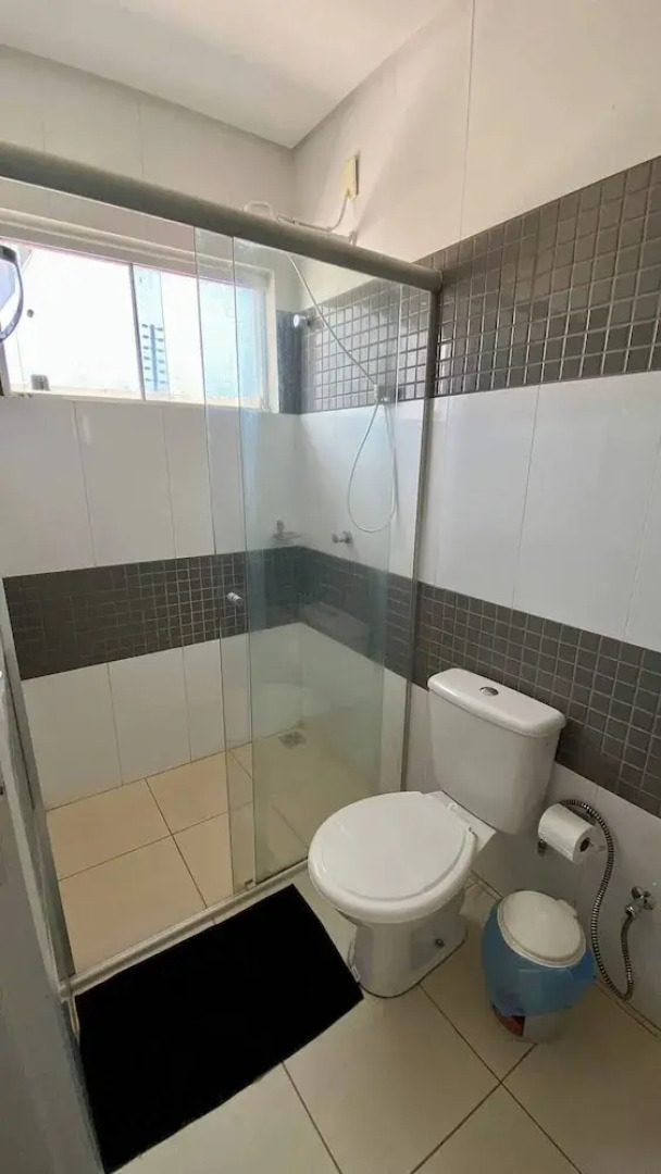 Casa com Piscina - Quartos Privativos