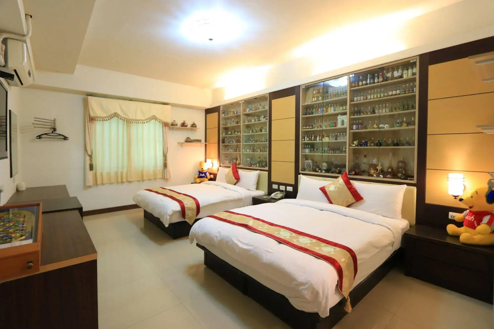Warner Leisure Hotel