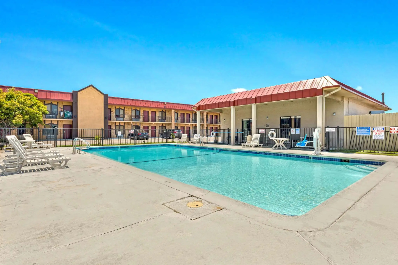 Americas Best Value Inn Paris