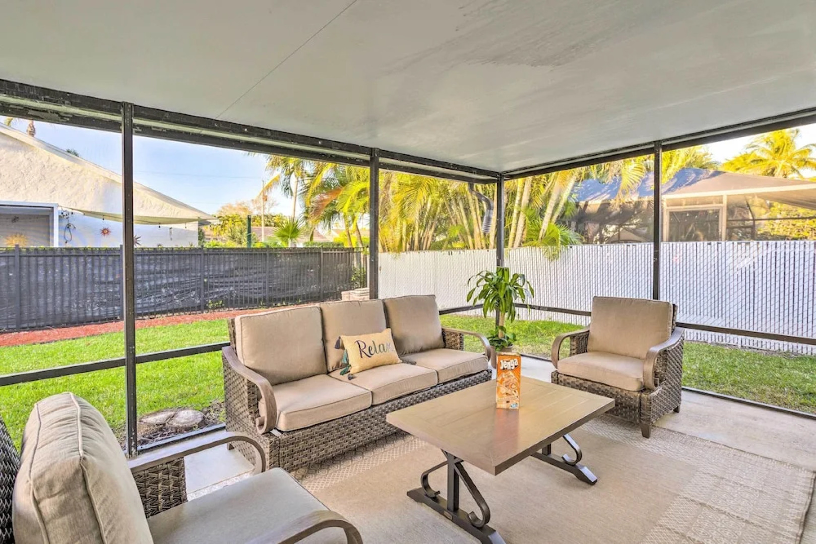 Jupiter Home w/ Patio & Grill ~ 6 Mi to Beach!