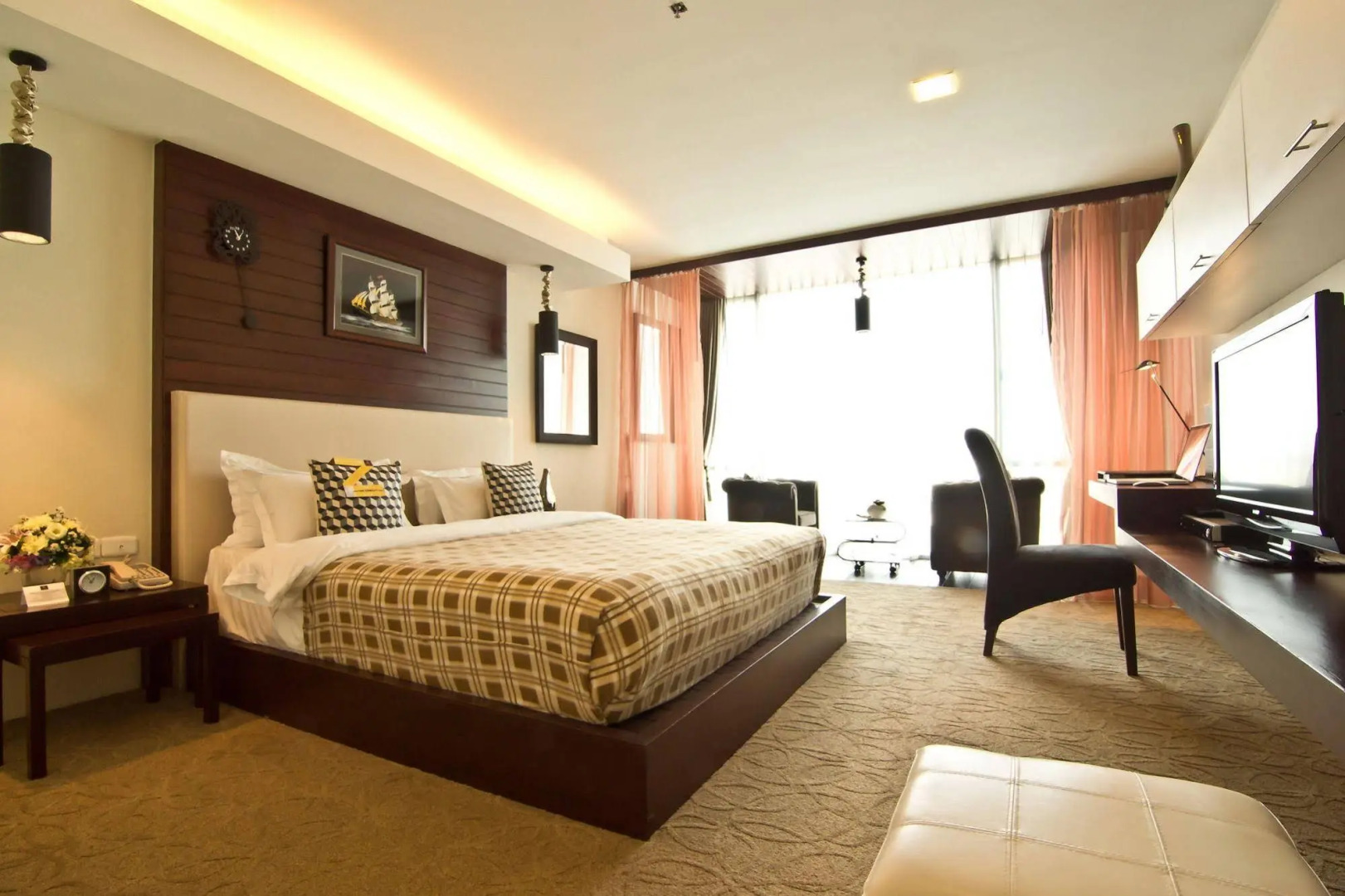 Rashmis Plaza Hotel Vientiane