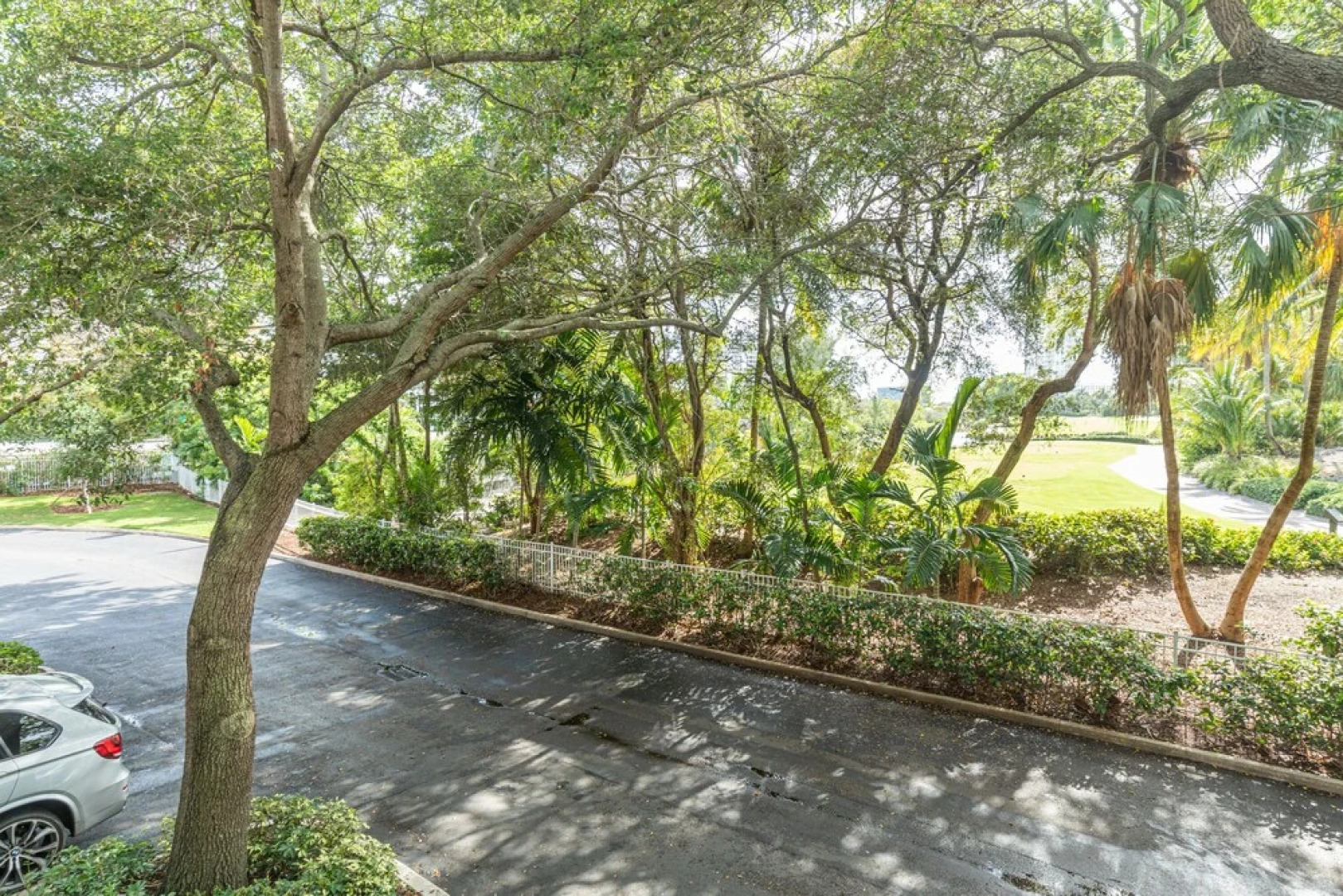 Modern Townhouse Apartments in Aventura