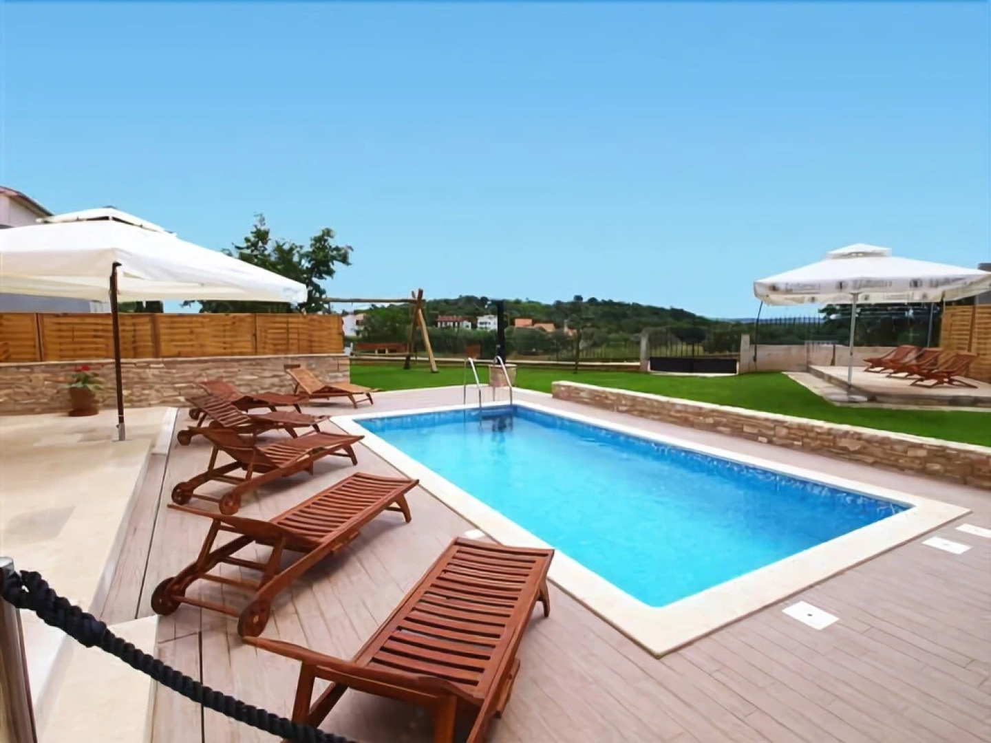 Holiday House Stinjan Licardo