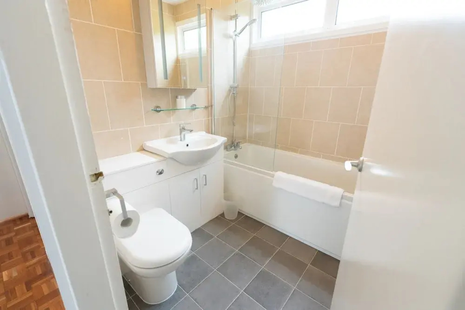 Spacious Family Bungalow With Garden For Up To 7