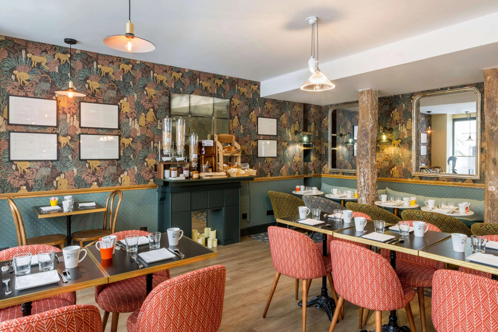 Отель Litteraire Arthur Rimbaud, BW Signature Collection