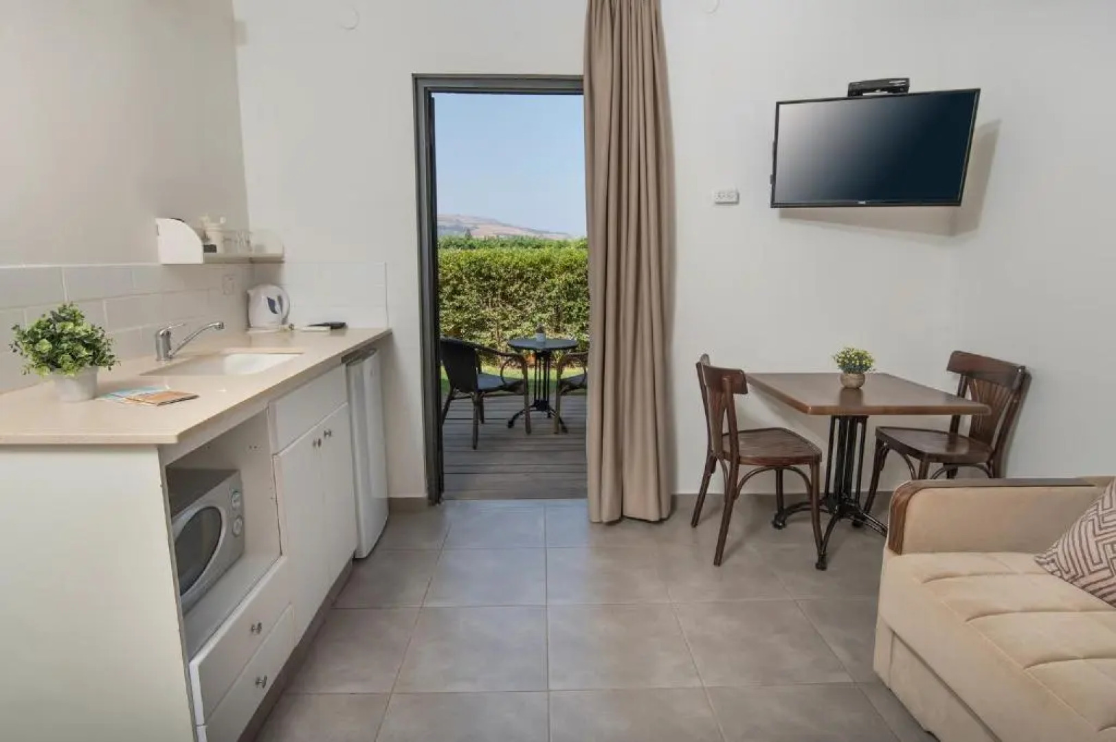 Degania Bet Kibbutz Country Lodging