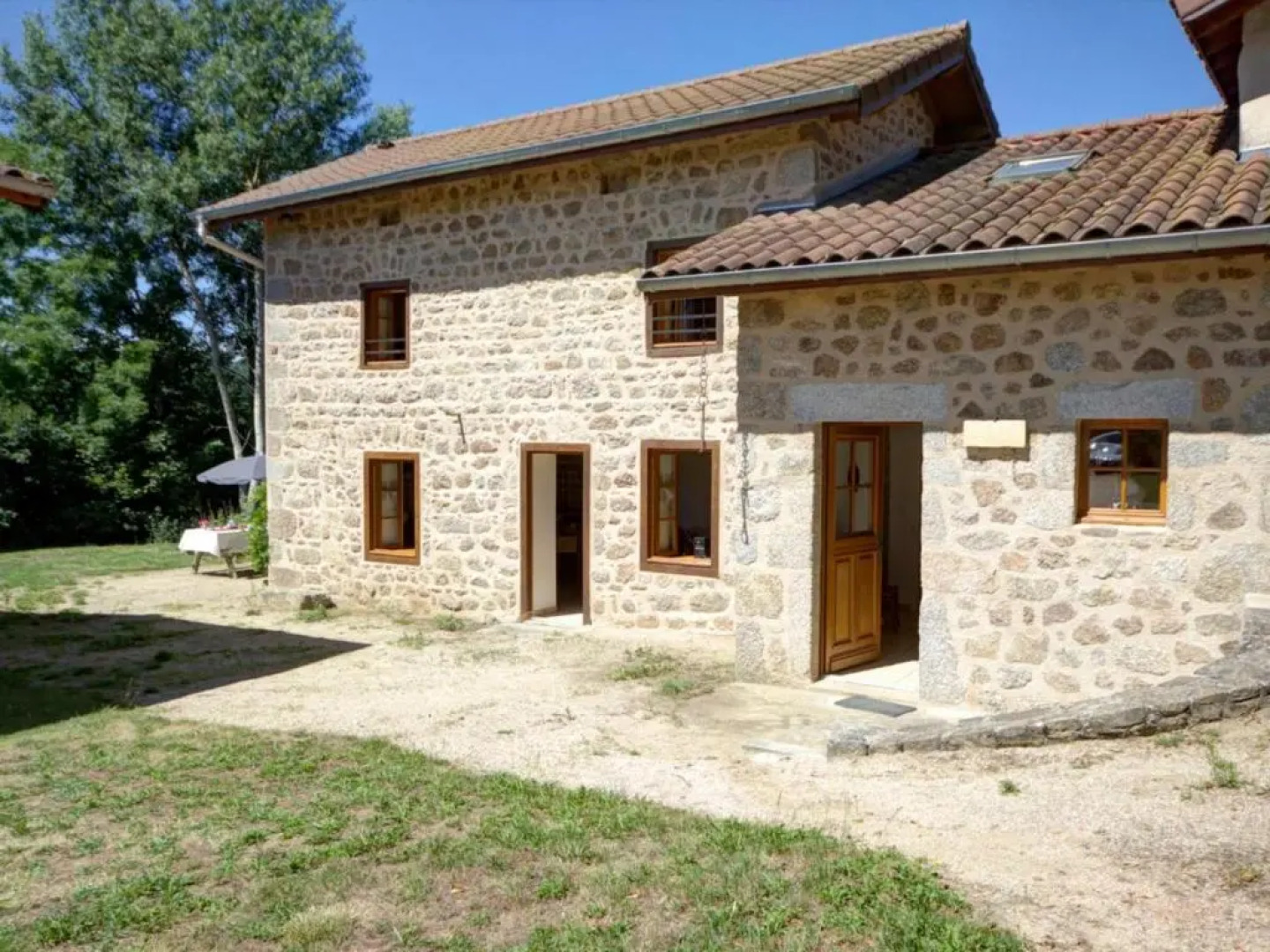 Gîte Les Salles, 3 pièces, 4 personnes - FR-1-496-66