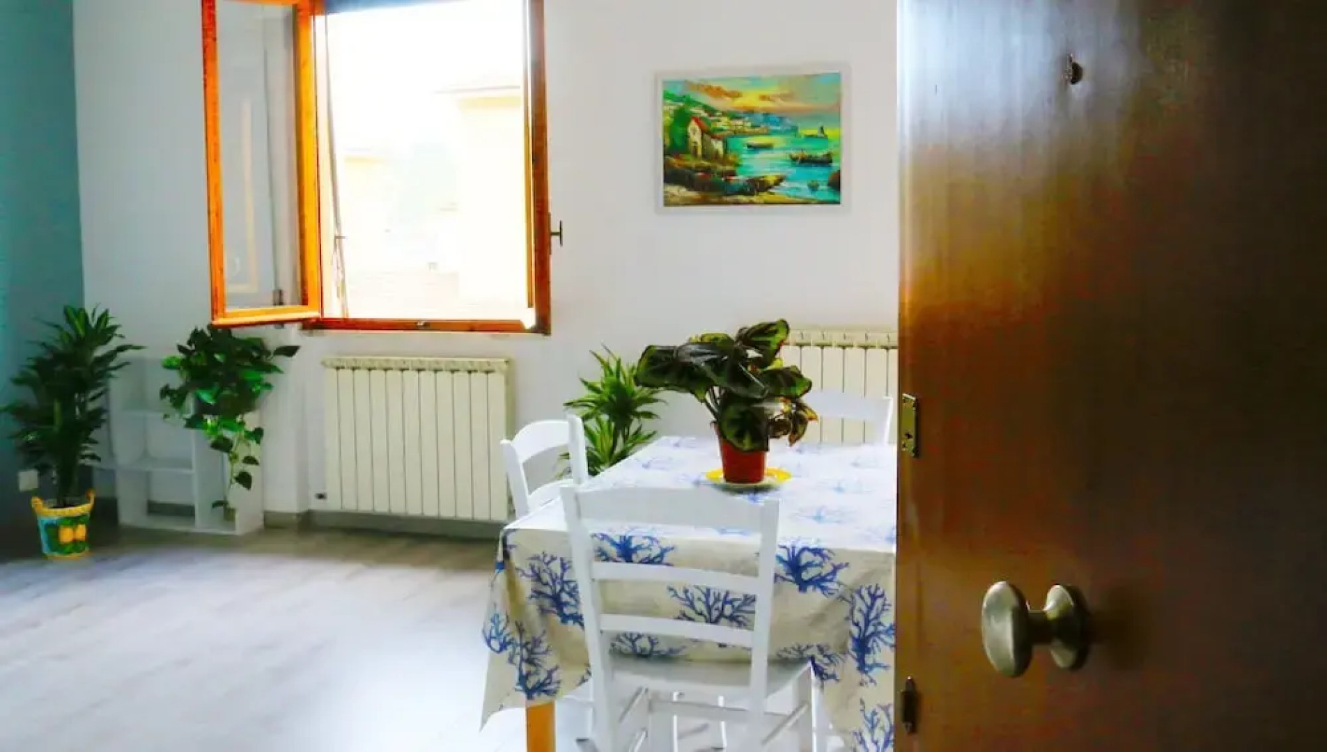 Apartment in Liguria With Side sea Views