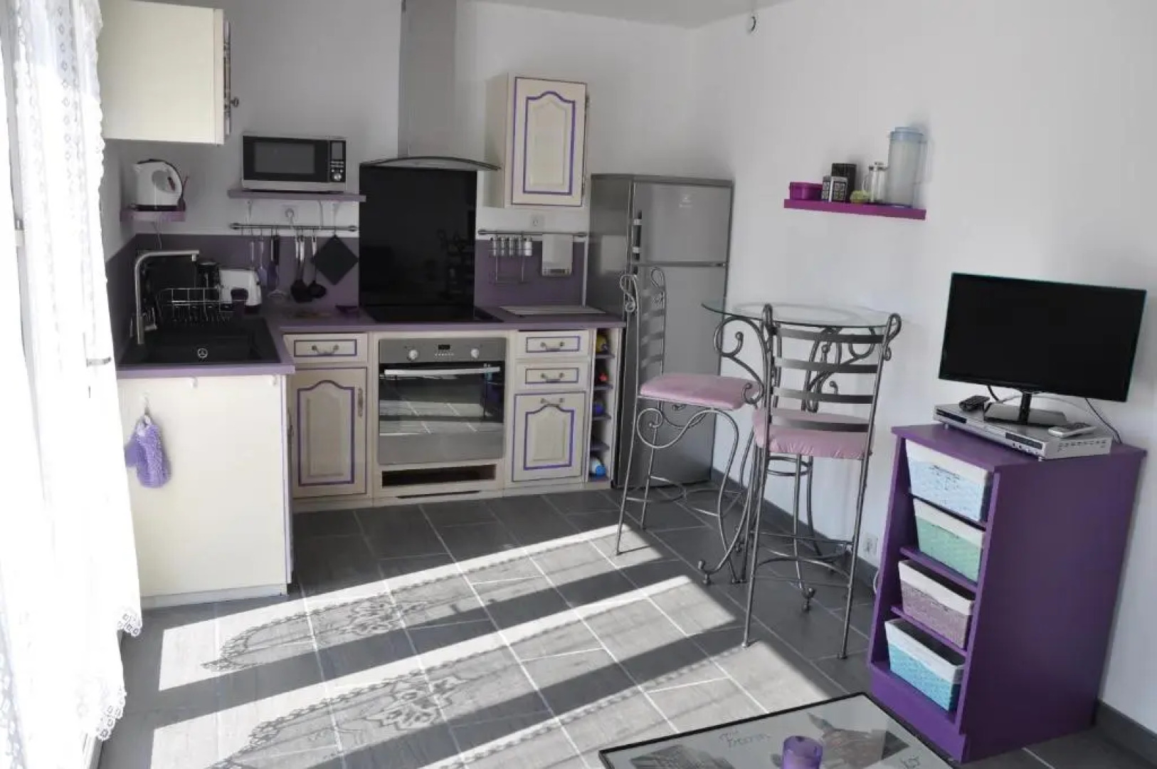 Studio indépendant dans villa avec piscine à Gap