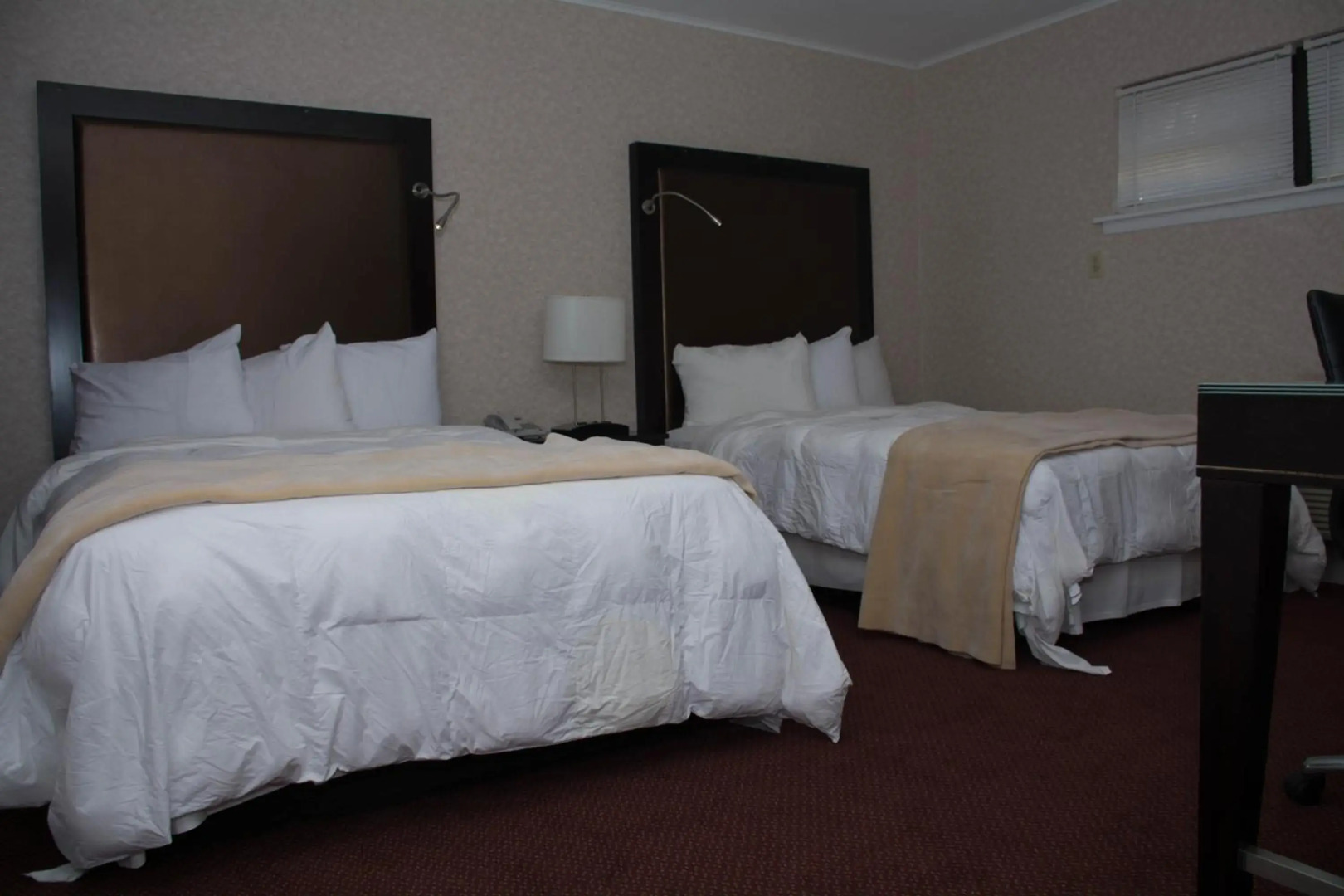 Atlantic Inn & Suites