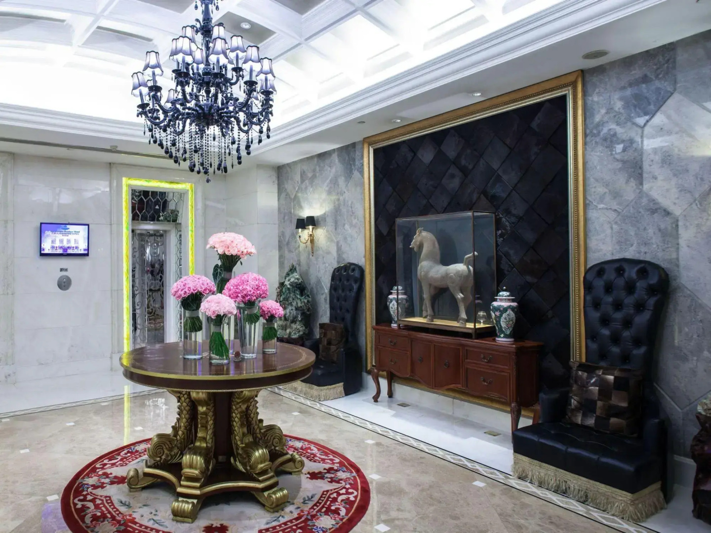 Sky Fortune Boutique Hotel