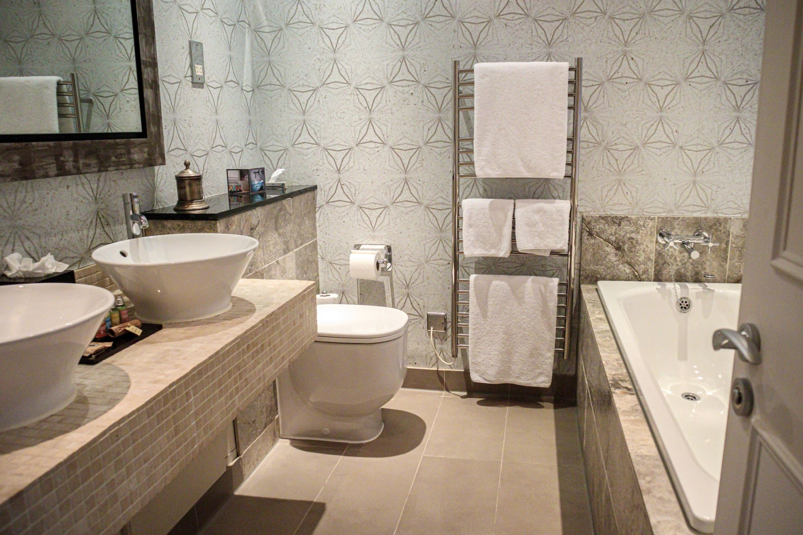 Alexander House And Utopia Spa