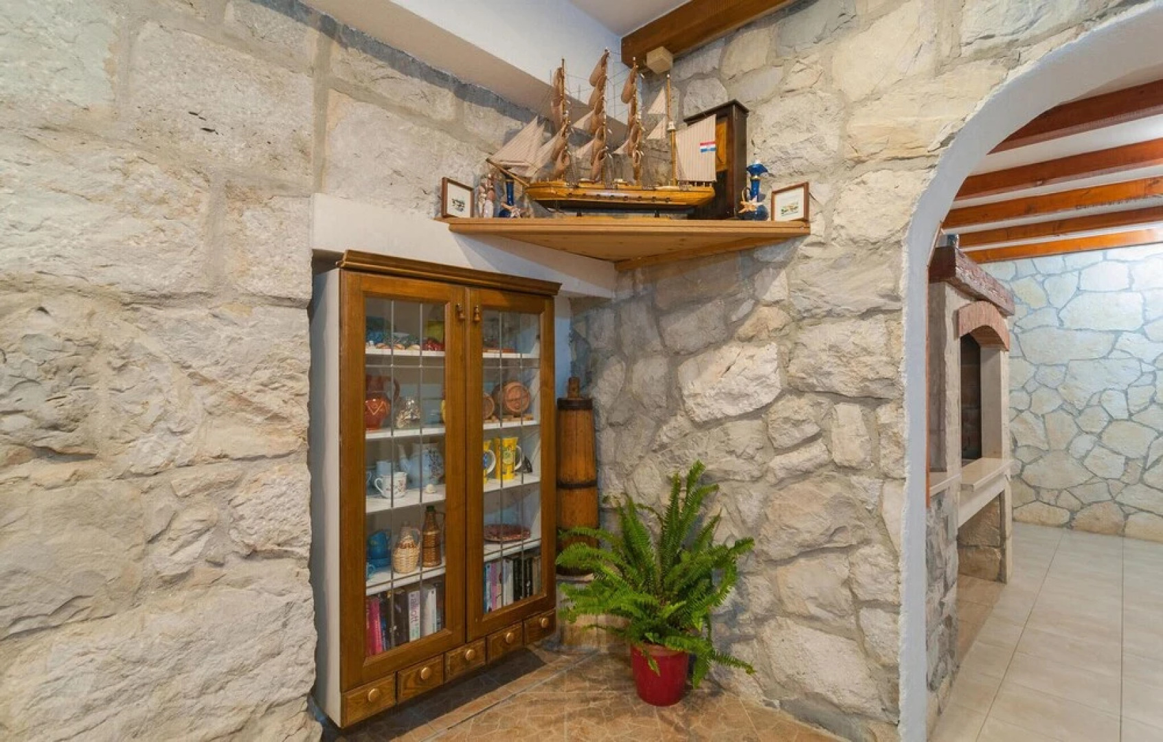 Nice Home in Ostrvica With Wifi and 5 Bedrooms