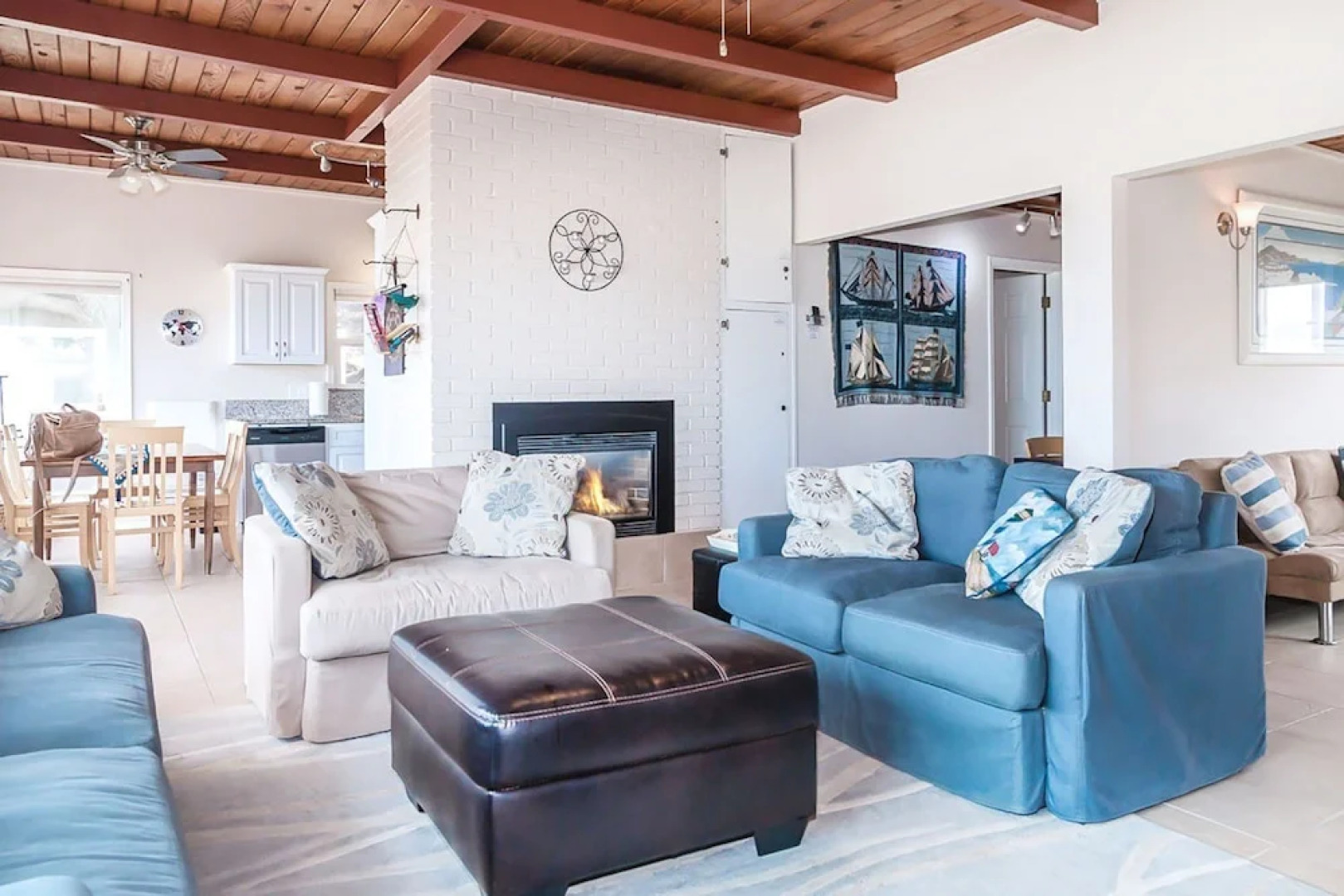 Oceanfront  W/ Direct Beach Access 3 Bedroom Home