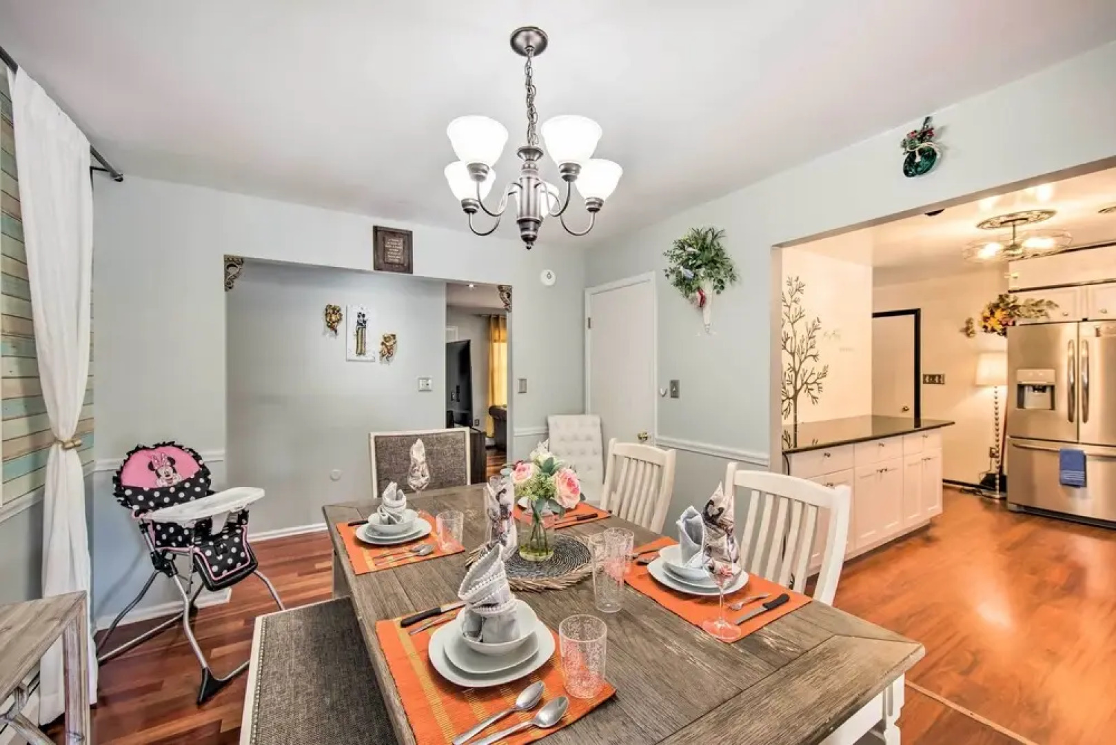 Spacious Palmyra Home w/ Fire Pit & Deck!