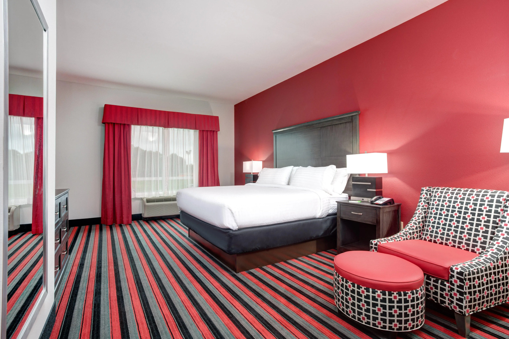 Holiday Inn Hotel & Suites Lafayette North by IHG